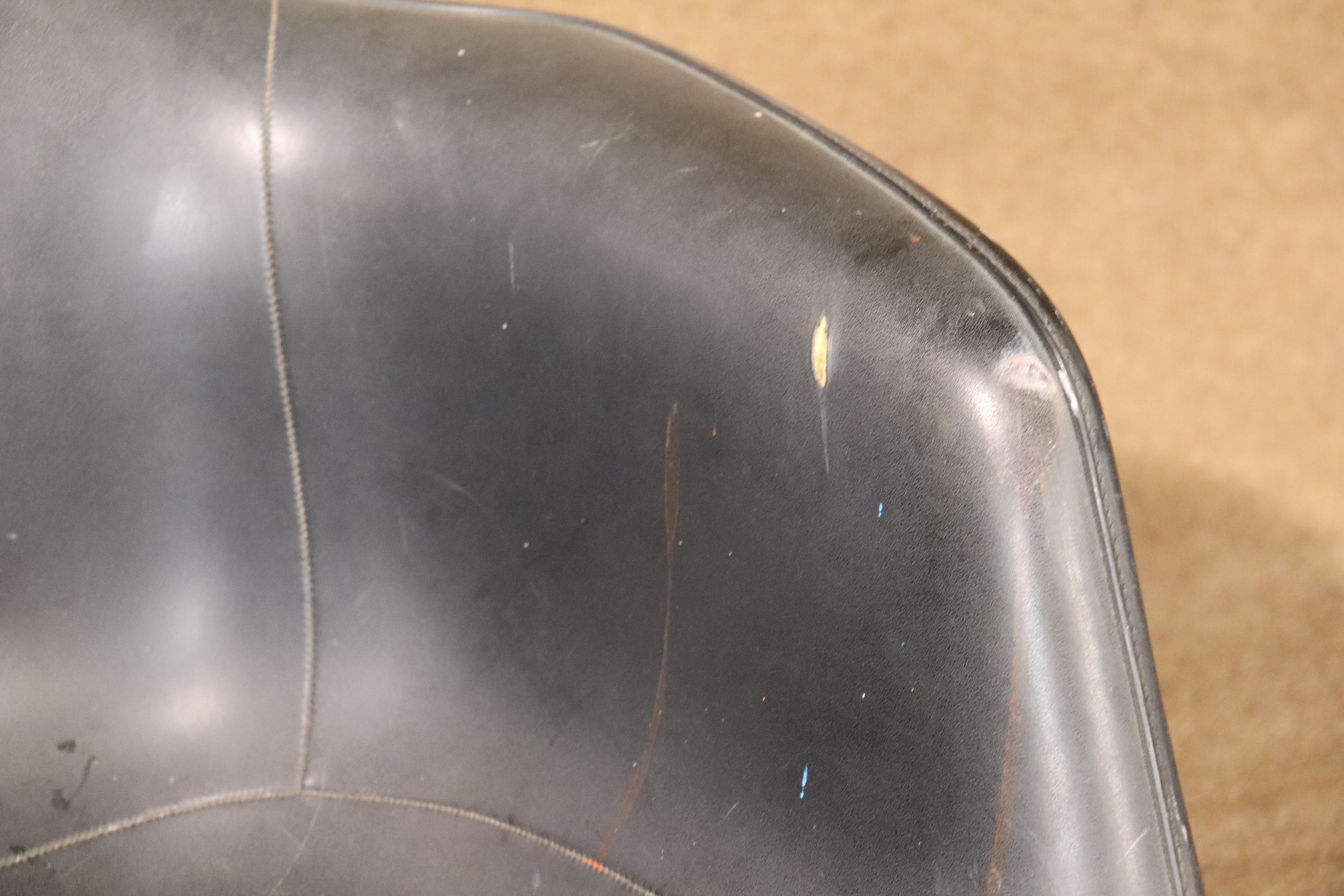 Américain Fauteuil à bascule Eames RAR produit par Herman Miller en vente