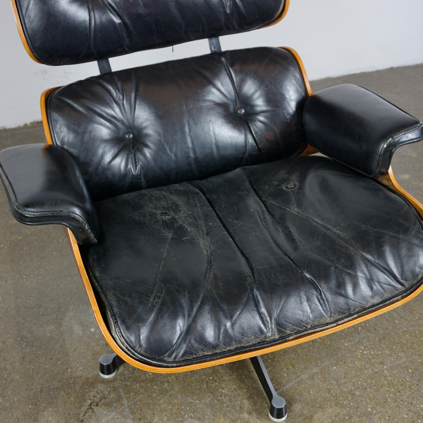 Herman Miller Rosewood and Black Leather Eames Lounge Chair 1