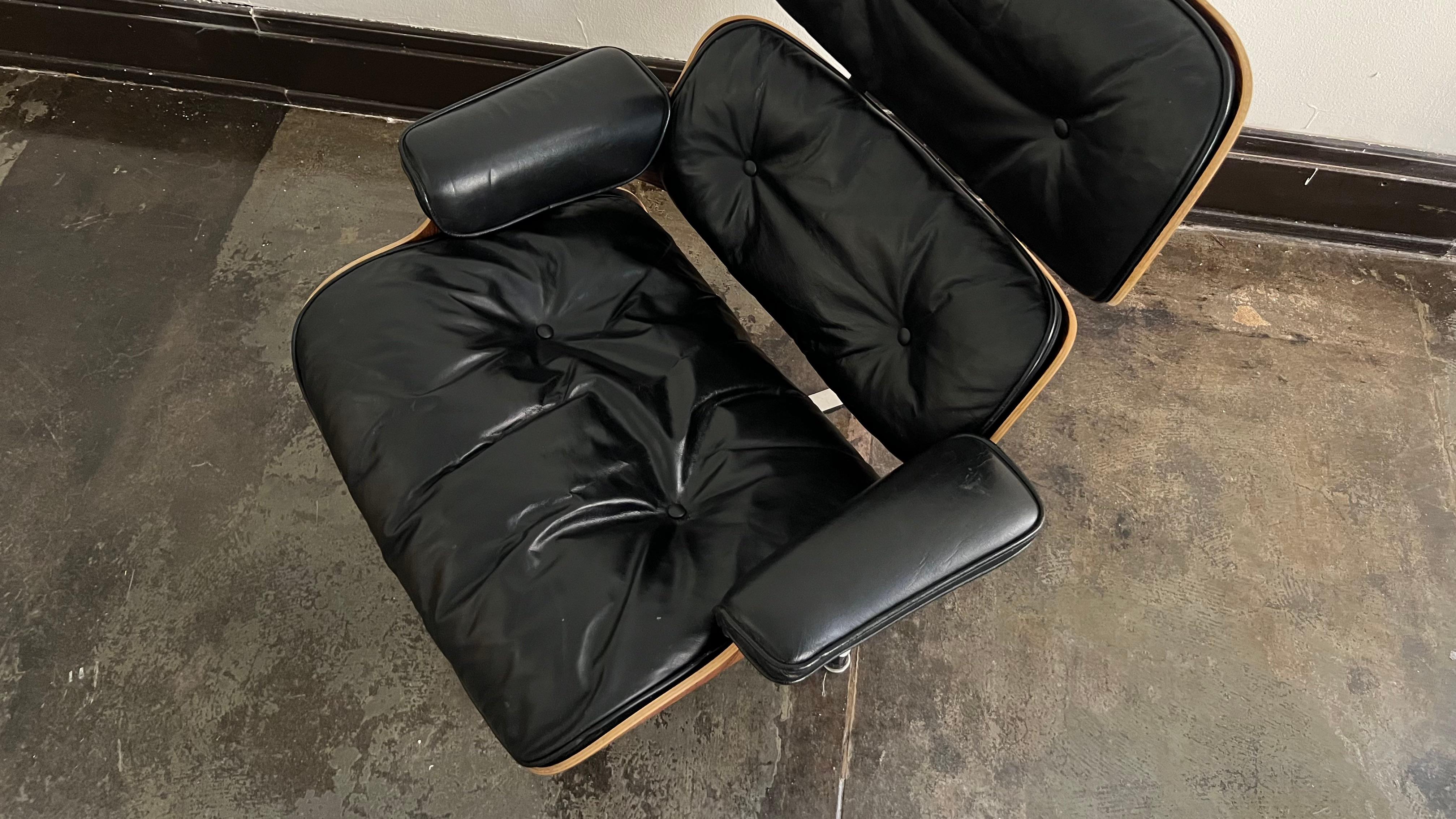 Herman Miller Silla de salón Eames de palisandro Años 60 en venta 4