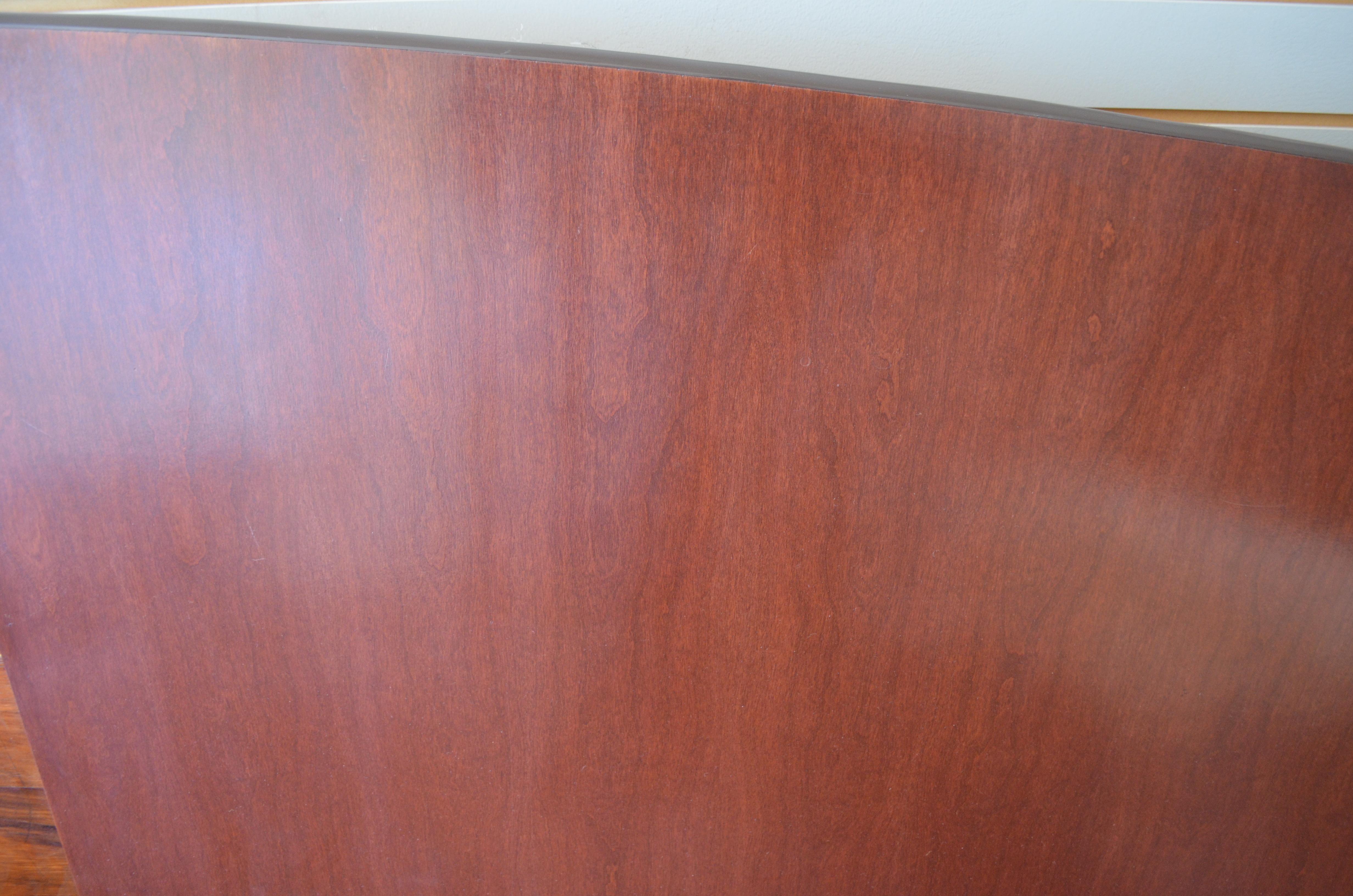 Herman Miller Segmented Conference Table with Aluminum Base In Good Condition In Madison, WI