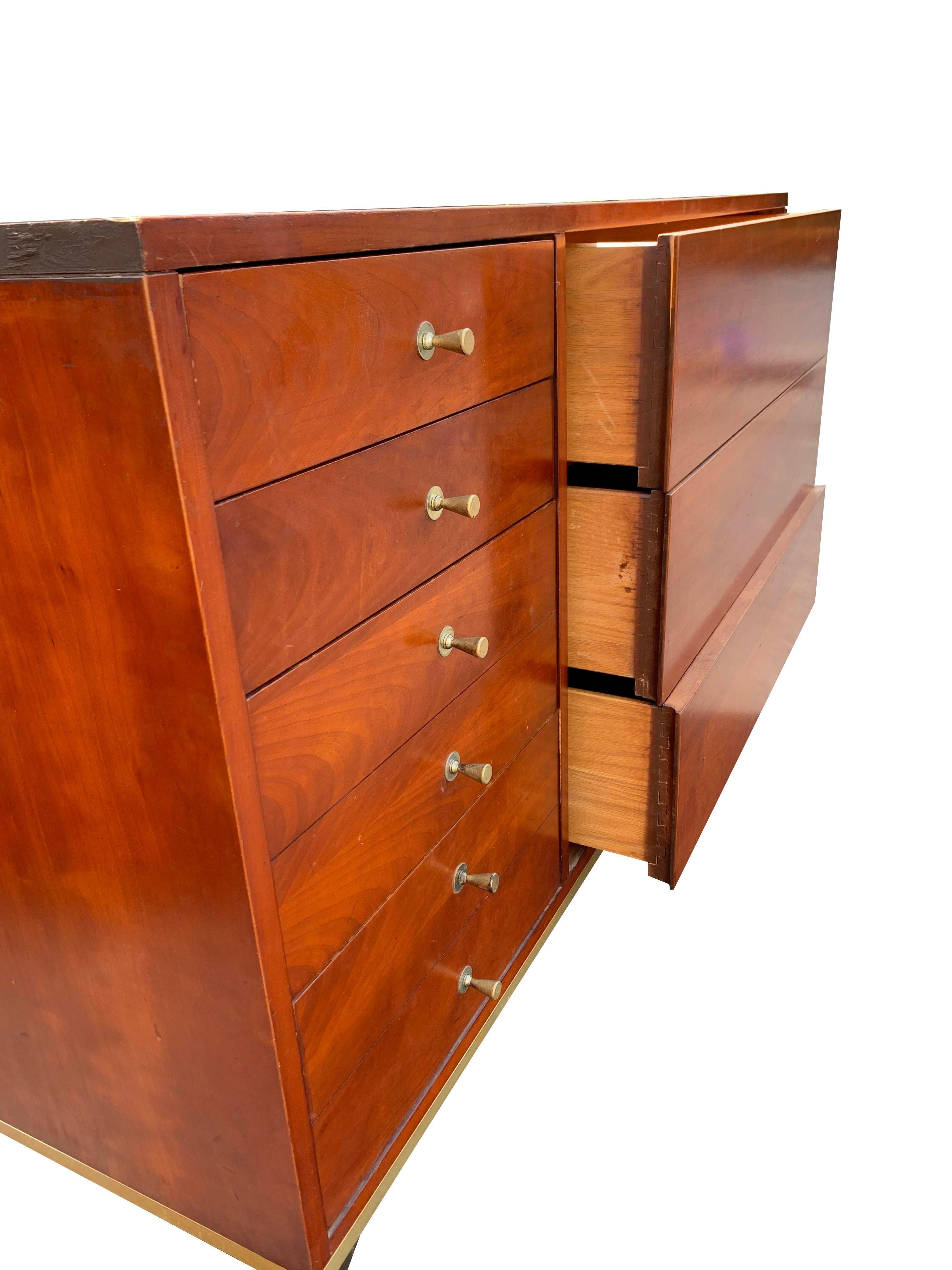 Herman Miller Style Credenza Cabinet Mid Century Modern

Add a touch of mid-century modern elegance to your home with this stunning Herman Miller Style Credenza Cabinet. This versatile piece offers ample storage space and a sleek, minimalist