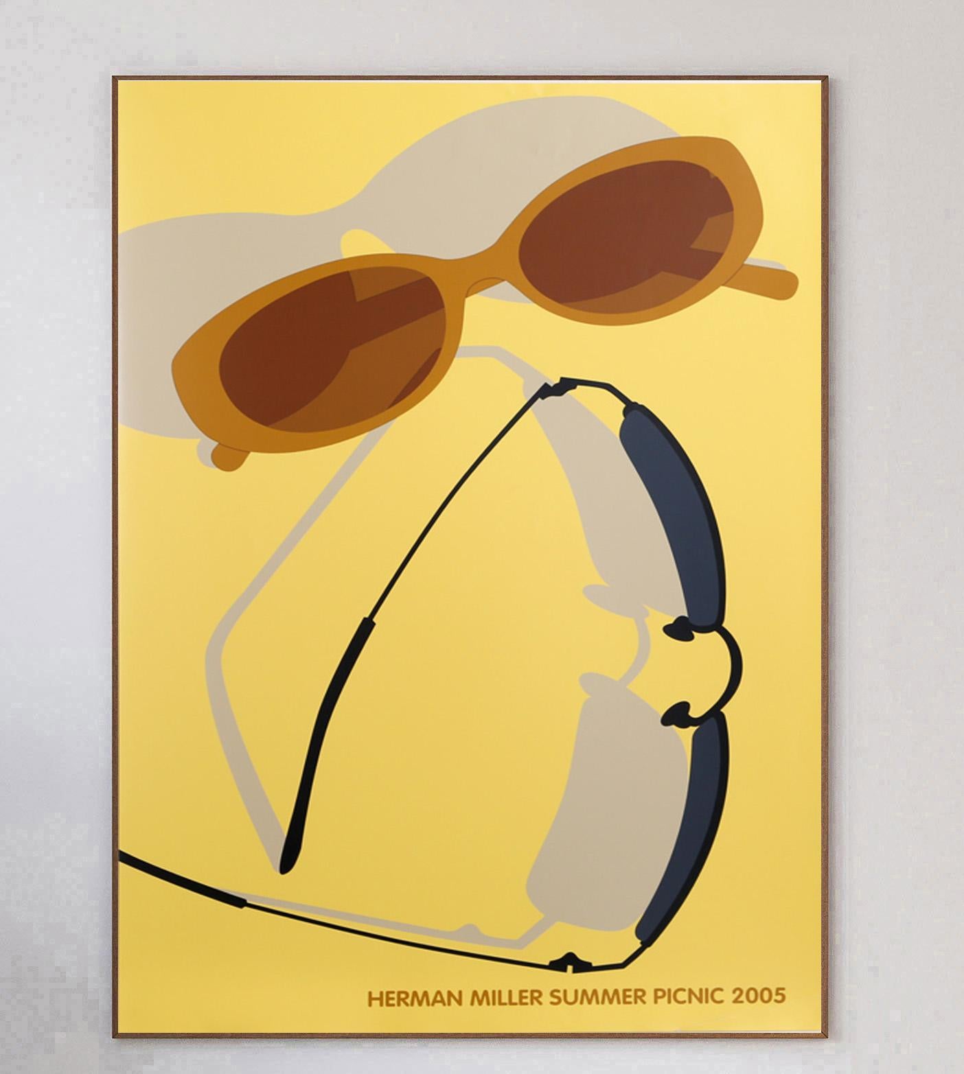 Ein wirklich fantastisches Plakat aus einer der kultigsten Plakatserien des 20. Jahrhunderts, dem Herman Miller Summer Picnic. Dieser Entwurf des legendären Steve Frykholm aus dem Jahr 2005 diente der Werbung für die Veranstaltung.

Das charmante