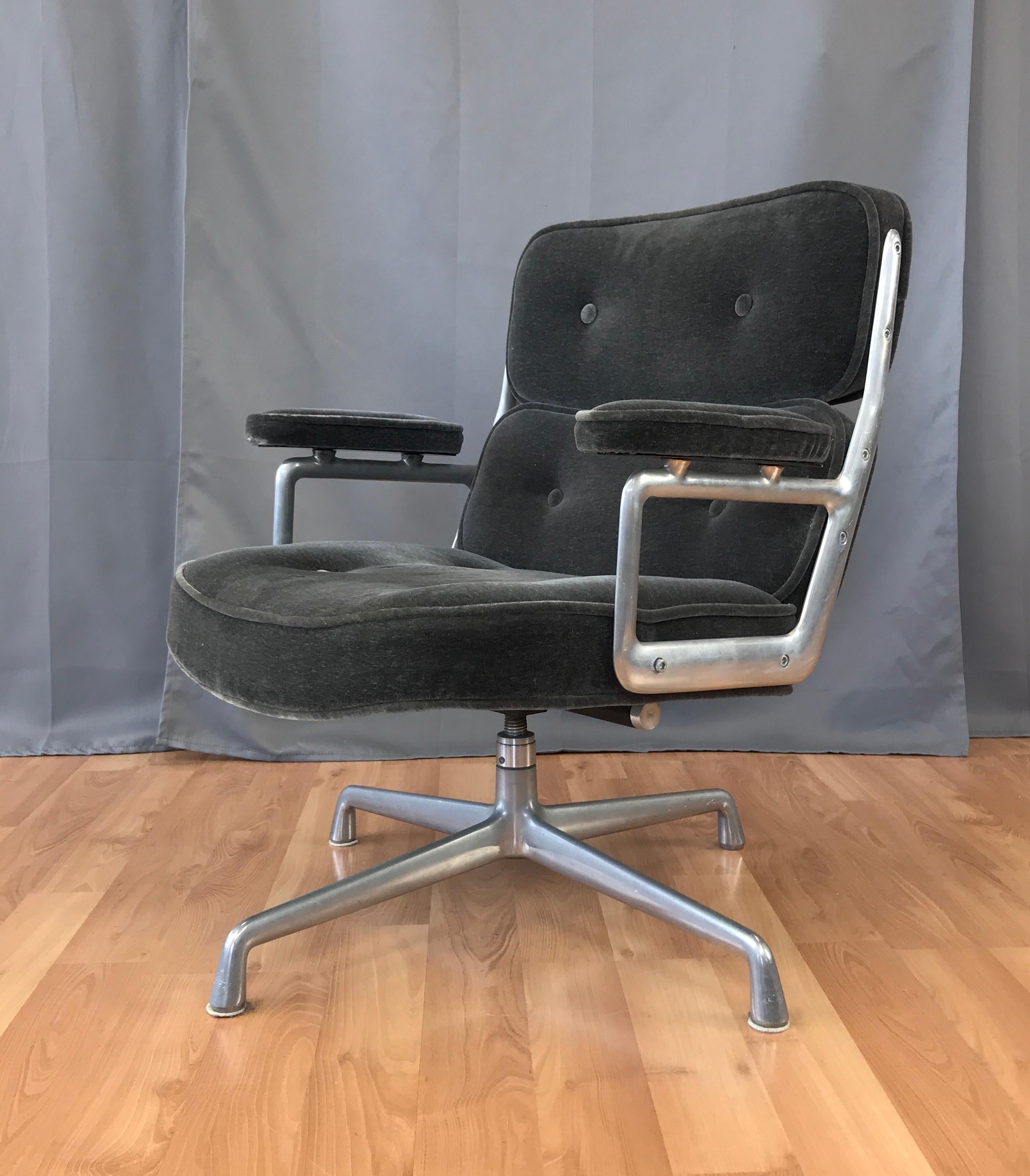 The iconic Time Life chair designed by Charles and Ray Eames for the lobby of the Time Life building in the 1960s. This chair is considered by many to be the most comfortable office chair ever made.

The unusual light charcoal colored upholstery