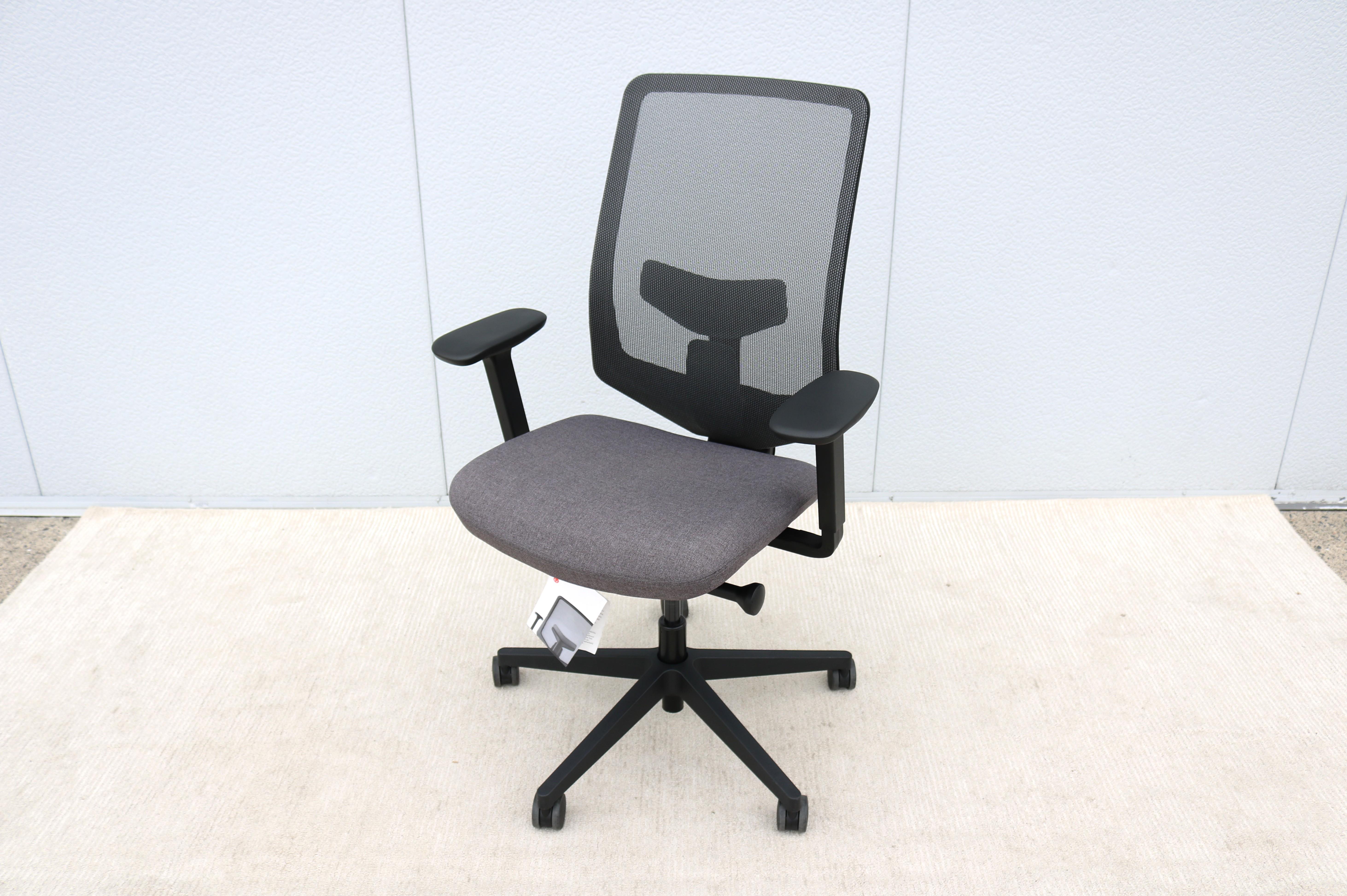 Herman Miller Verus Ergonomic Task Office Desk Chair Fully Adjustable, Brand New For Sale 1