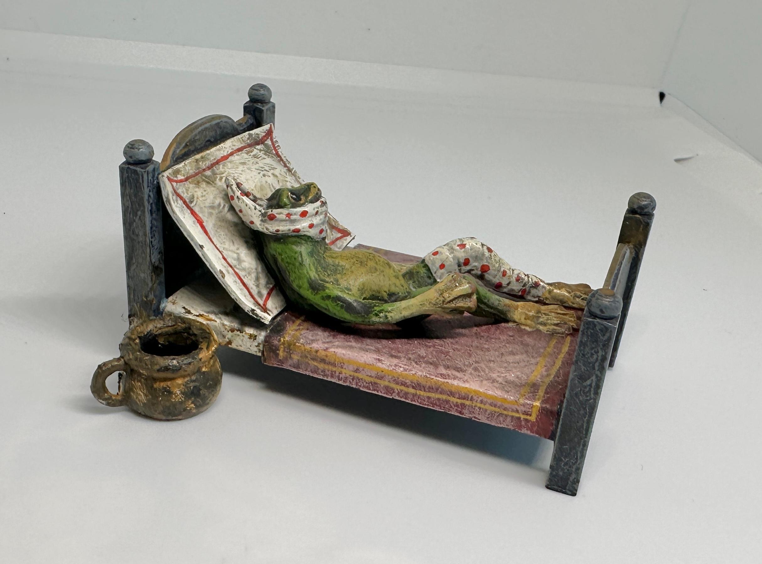da uomo o donna Rana di Hermann Heubach a letto con vaso da notte Raro bronzo di Vienna austriaco in vendita