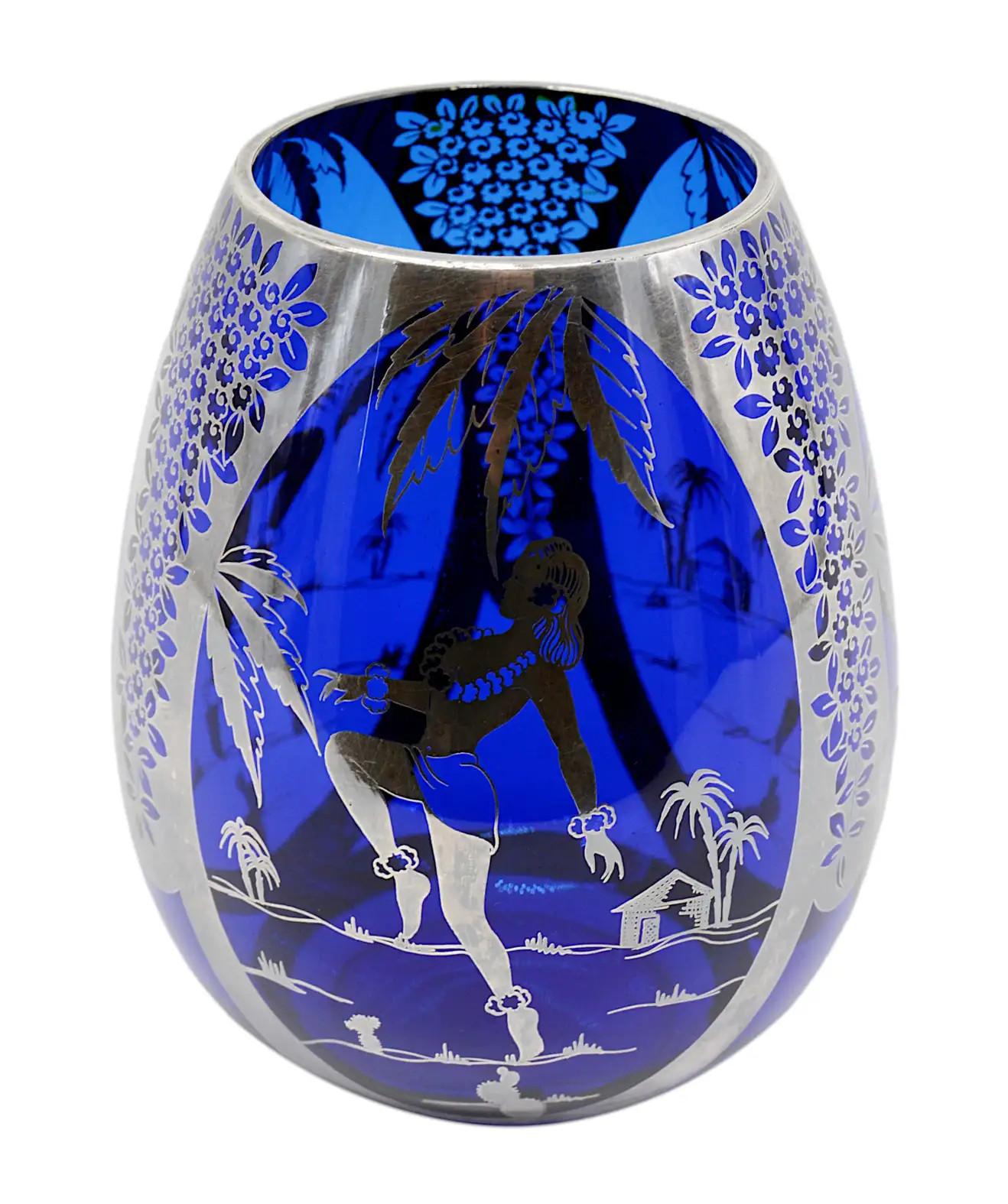 Hermann Michel French Art Deco Glass Vase, 1930 For Sale at 1stDibs
