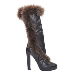 HERME 2010 Runway  black leather brown fur lined buckled block heeled boots EU39