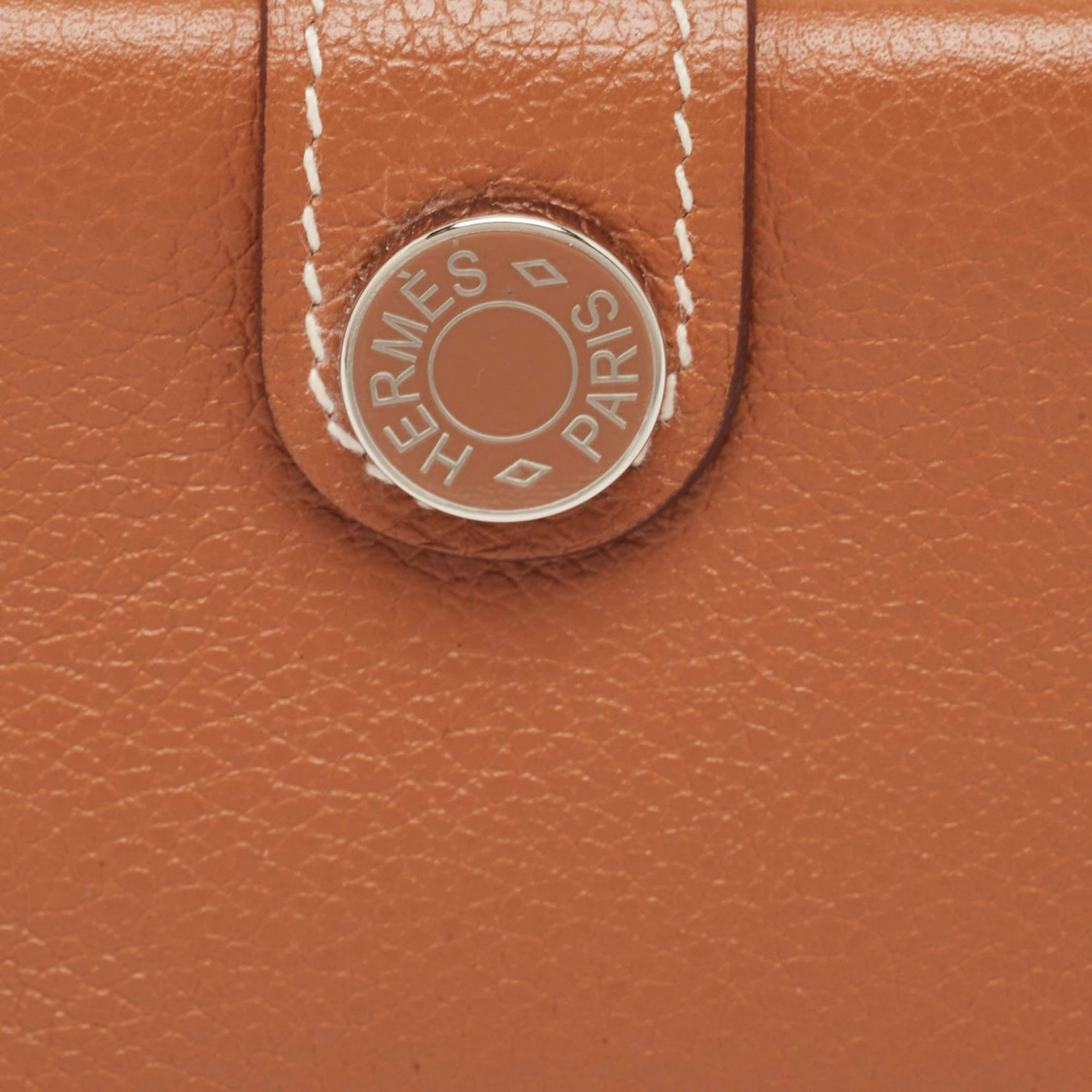Hermès Gold Evercolor Leather R.M.S Card Holder In Excellent Condition In Dubai, Al Qouz 2