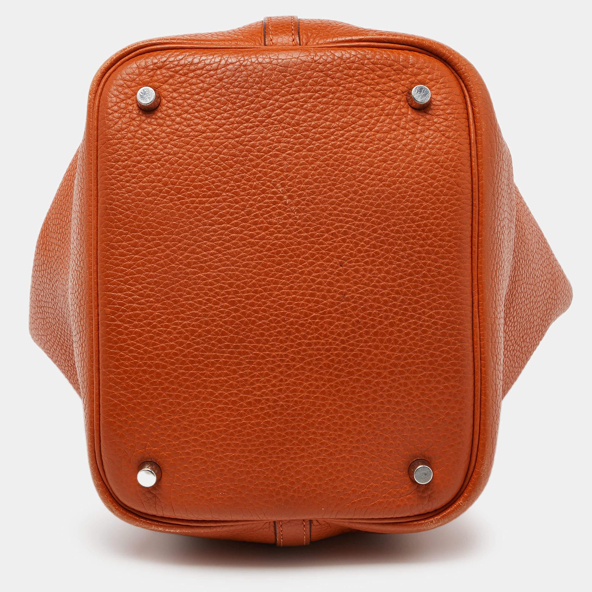 Hermès Orange Taurillon Clemence Leather Picotin Lock 22 Bag For Sale 2