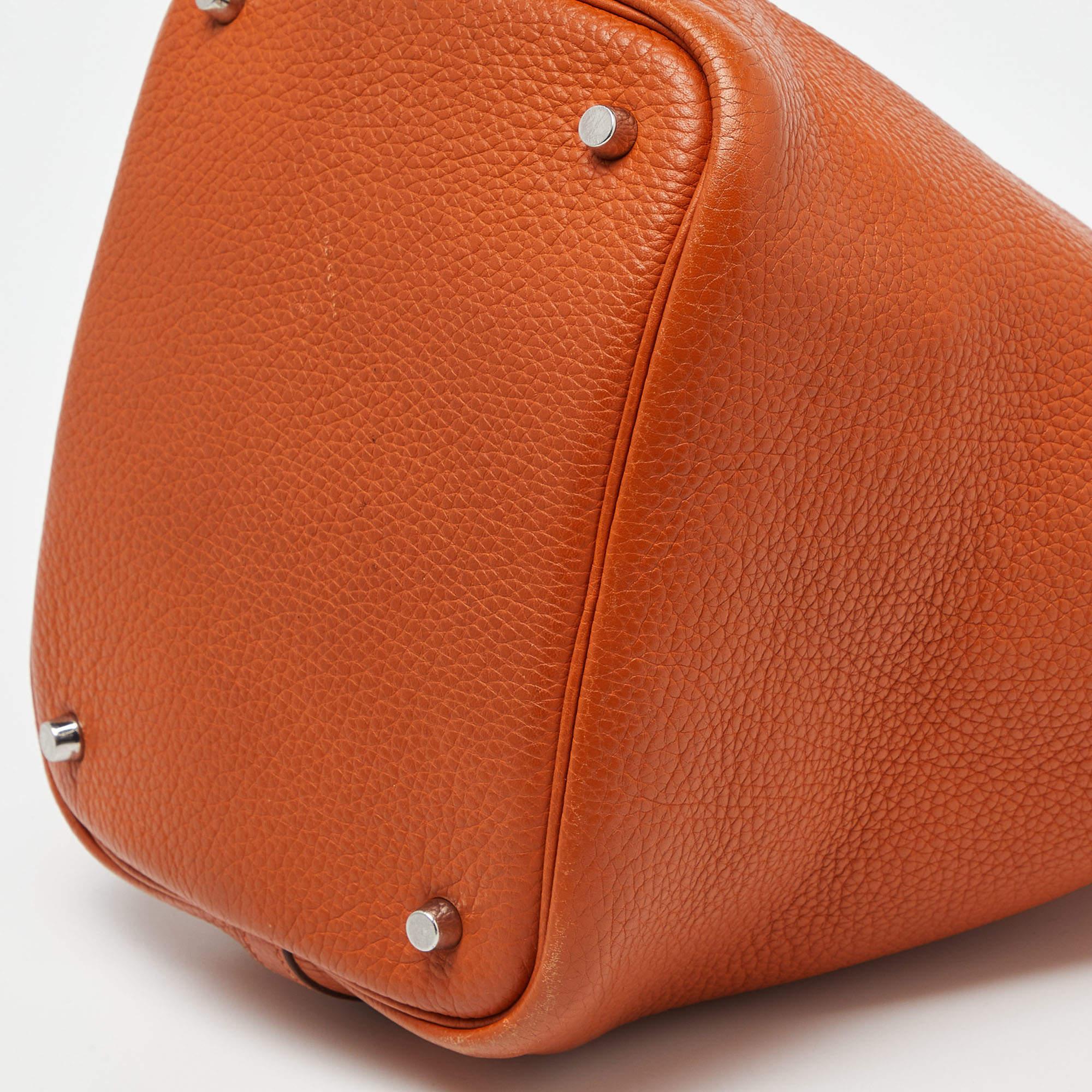 Hermès Orange Taurillon Clemence Leather Picotin Lock 22 Bag For Sale 5
