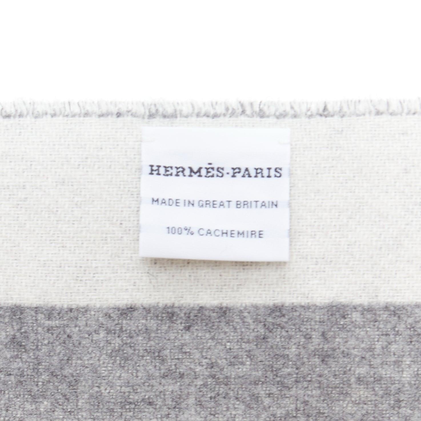 HERMES 100% cashmere abstract horse head fringe wool scarf For Sale 3