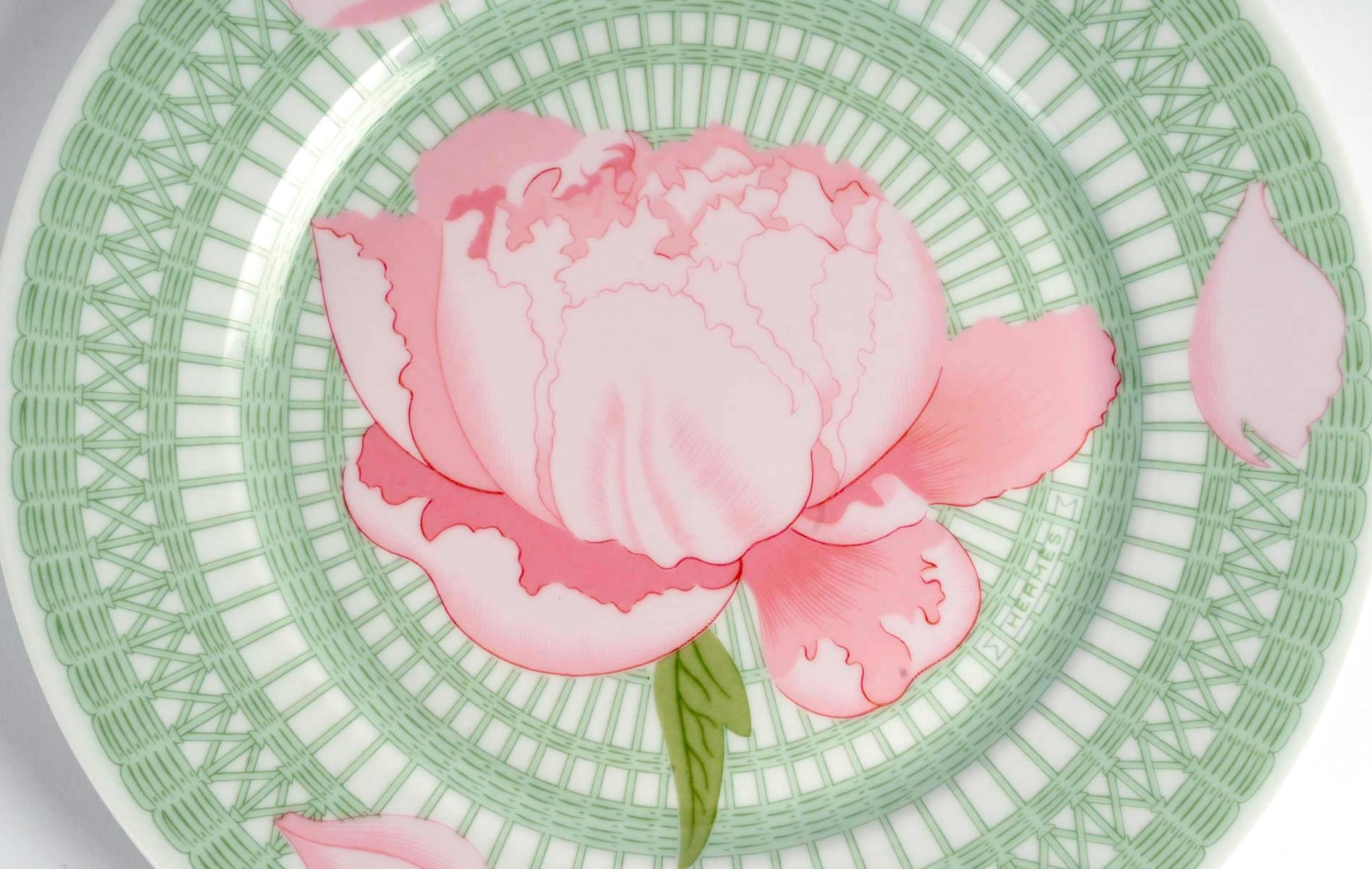 French Hermes 12 Dinner Plates 12 Starter Dessert Plates Pivoines Peonies Porcelain NEW For Sale