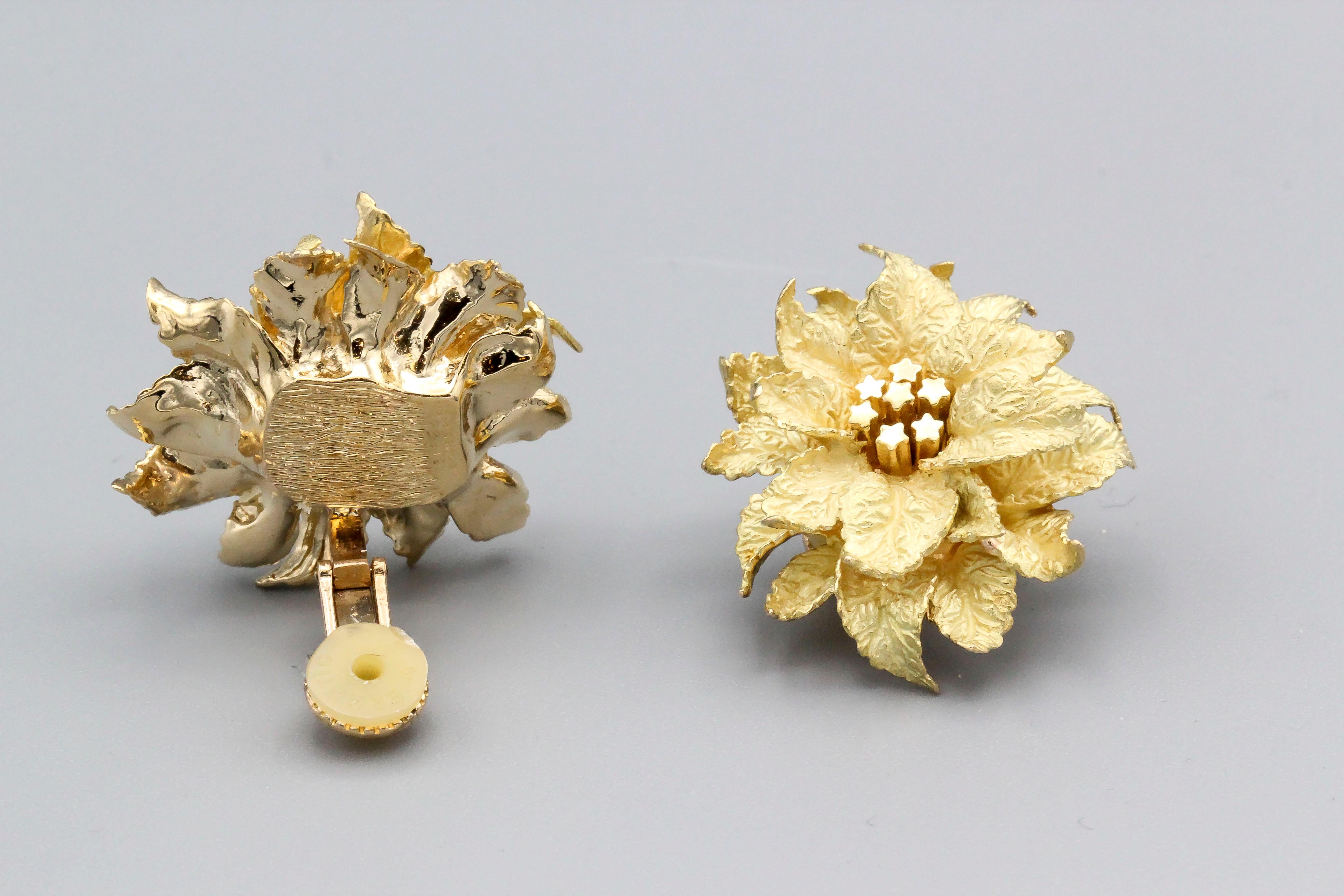 Women's Hermès 18 Karat Gold Flower Earrings