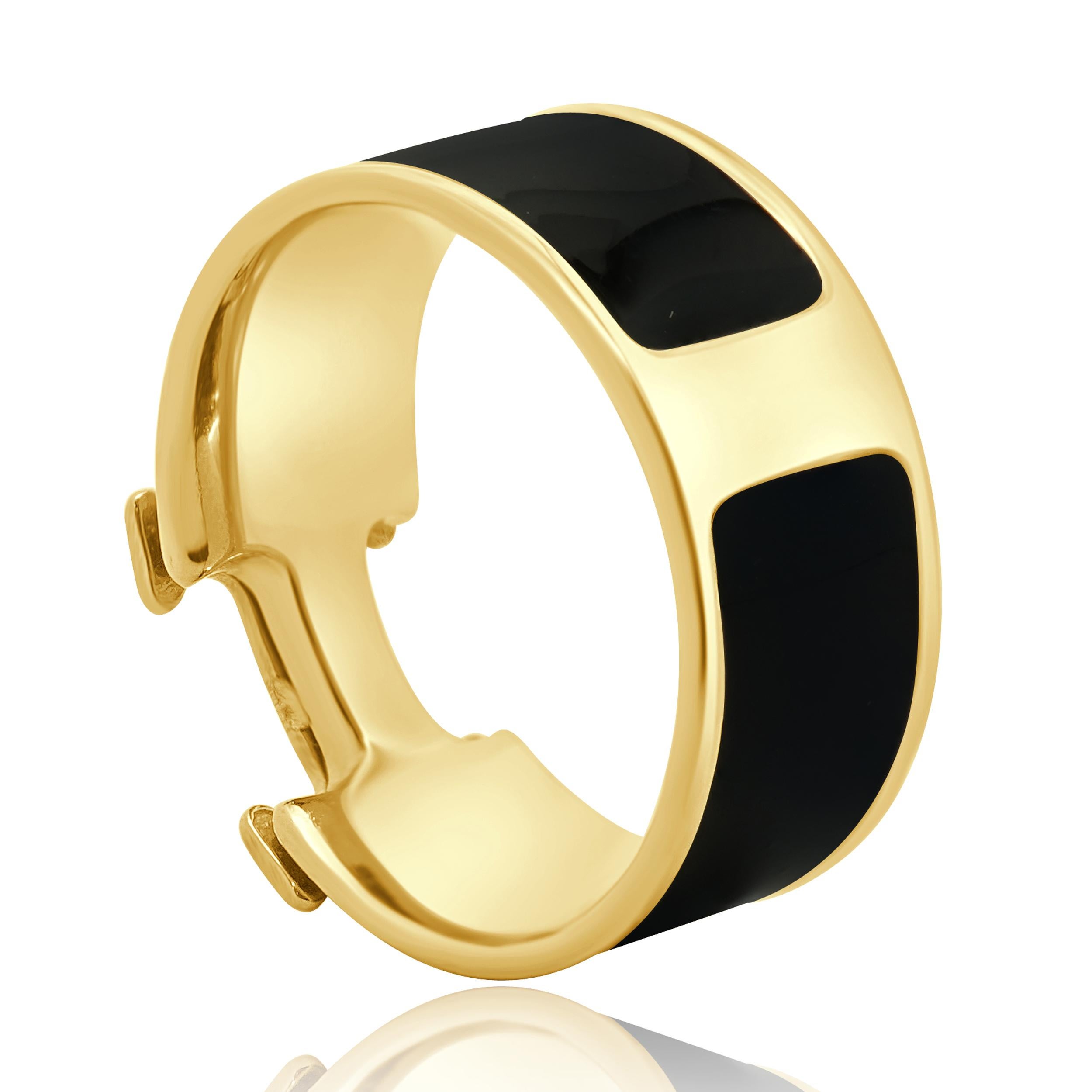 Women's Hermes 18 Karat Yellow Gold Black Enamel Cliq H Ring For Sale