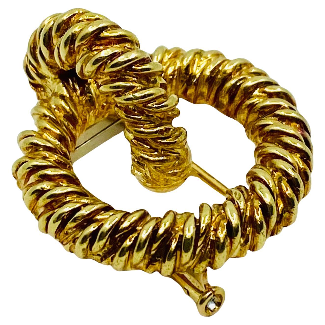 Hermès 18k Gold Knot Vintage Brooch In Excellent Condition For Sale In Beverly Hills, CA