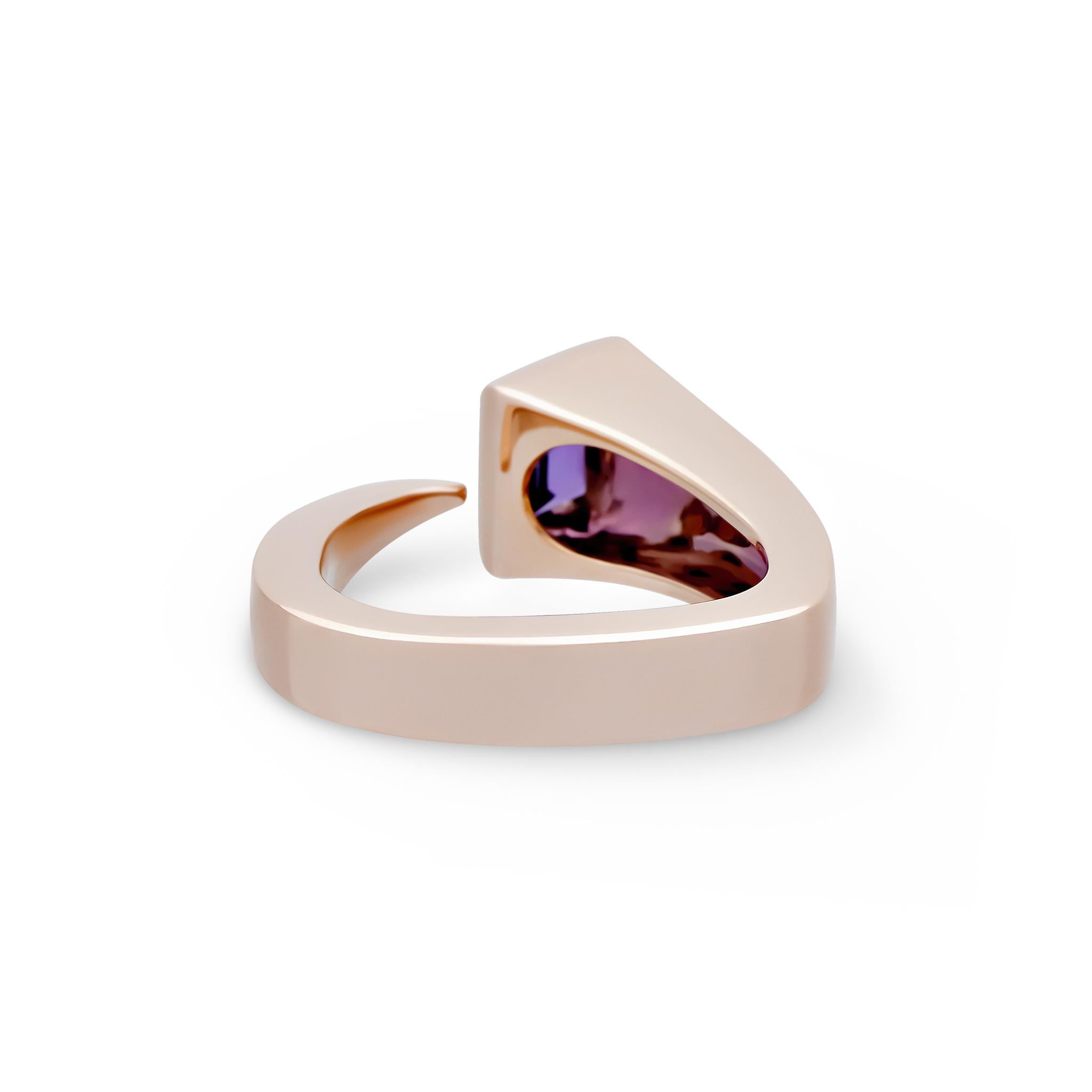 Hermès 18 Karat Rose Gold Purple Amethyst Ring In Excellent Condition In New York, NY