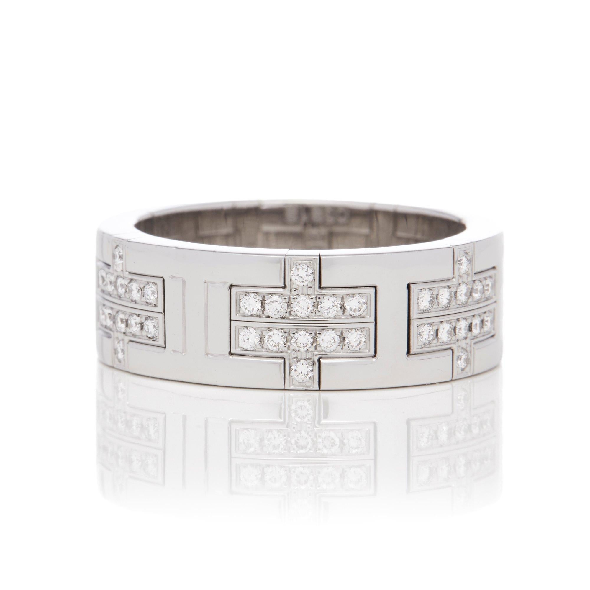This Ring by Hermes is from their Kilim collection and features Seven Sections set with Round Brilliant Cut Diamonds Totalling 1.68cts. In 18k White Gold. Finger Size UK O 1/2, EU Size 54, USA Size 7 3/4. Complete with Xupes Presentation Box. Our