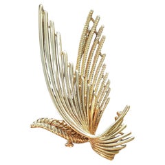 Hermès 18K Yellow Gold Brooch Dove Bird Hermès 18K Yellow Gold Brooch Dove Bird