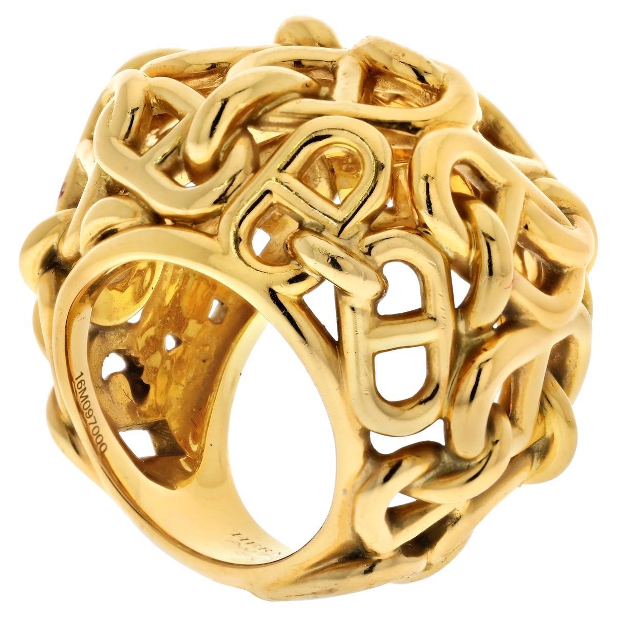 Hermes 18K Gelbgold Chaîne d'Ancre Dome Cocktail Ring im Angebot