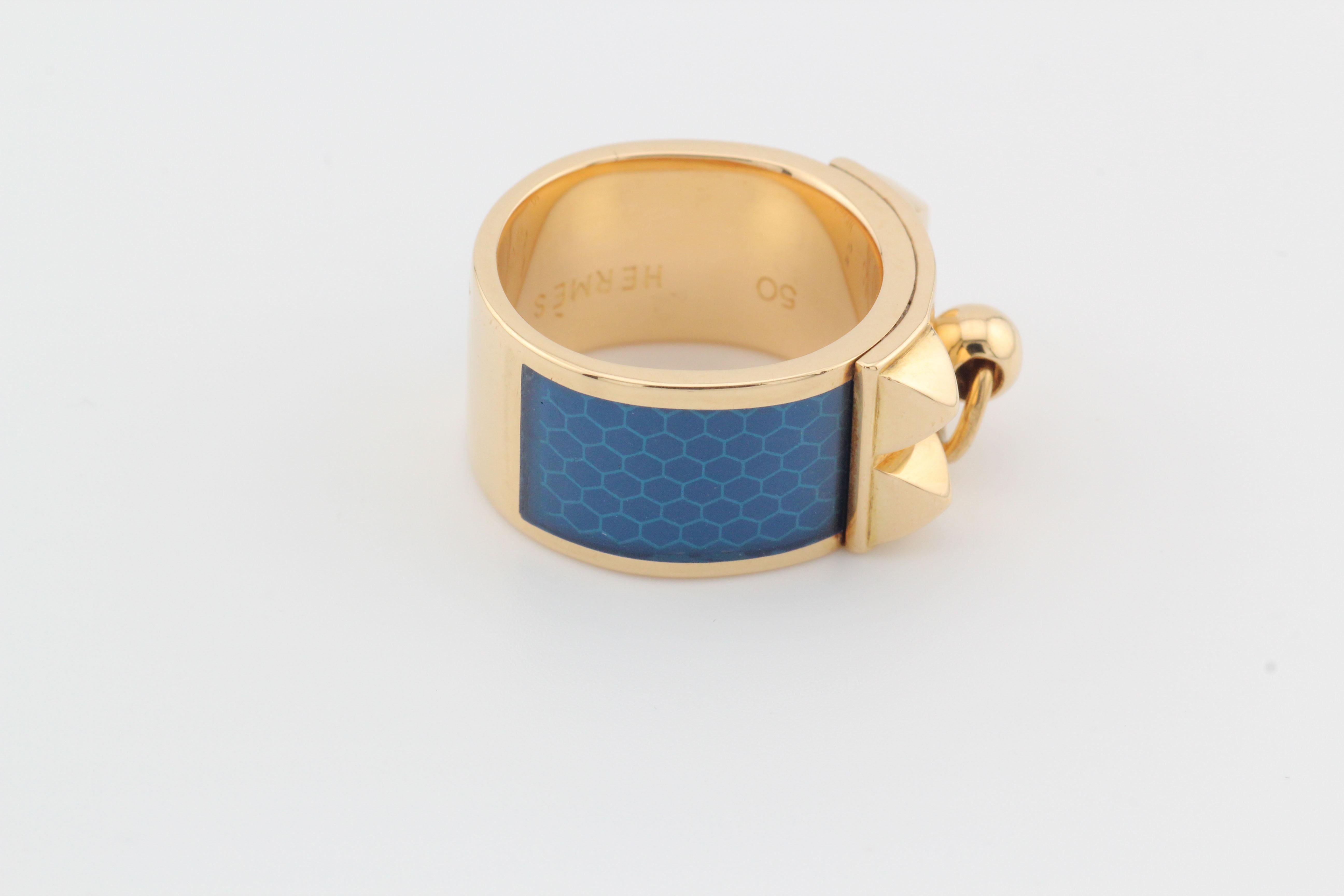 Hermes 18k Gelbgold Collier De Chien Blau Emaille Ring Größe 5 im Zustand „Gut“ im Angebot in Bellmore, NY