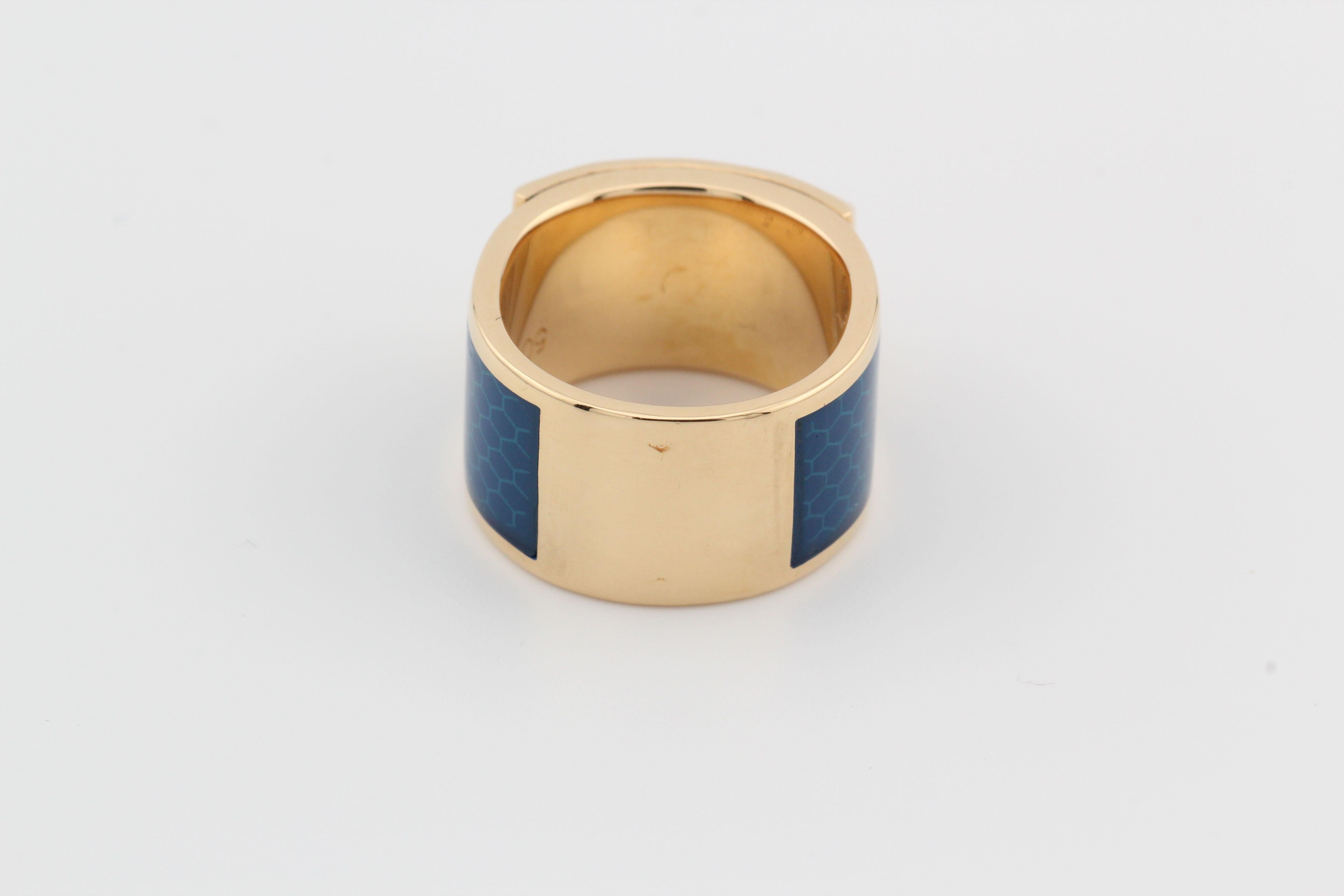 Hermes 18k Gelbgold Collier De Chien Blau Emaille Ring Größe 5 für Damen oder Herren im Angebot