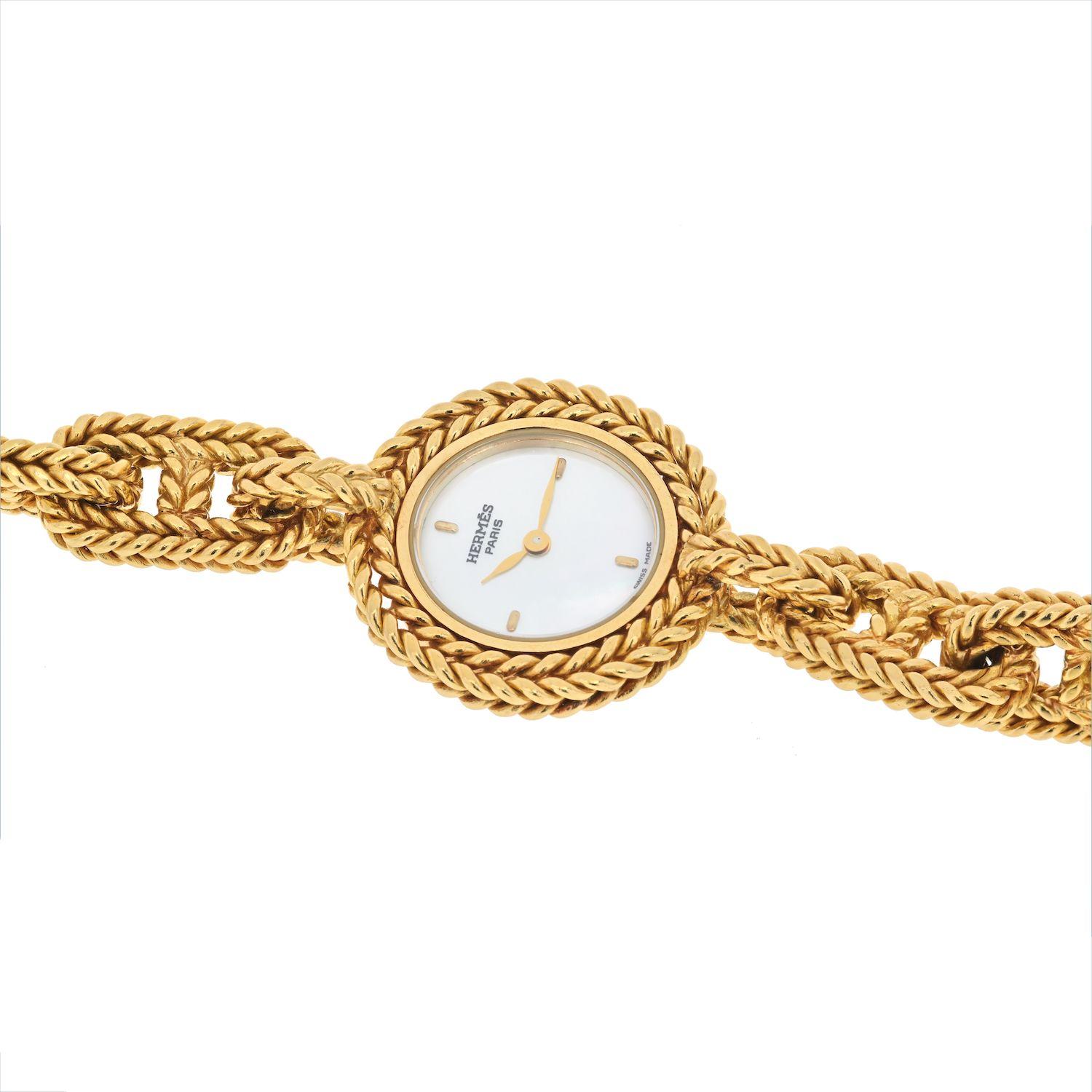 18 Karat Gelbgold Pariser Armbanduhr D''Ancre im Zustand „Hervorragend“ in New York, NY