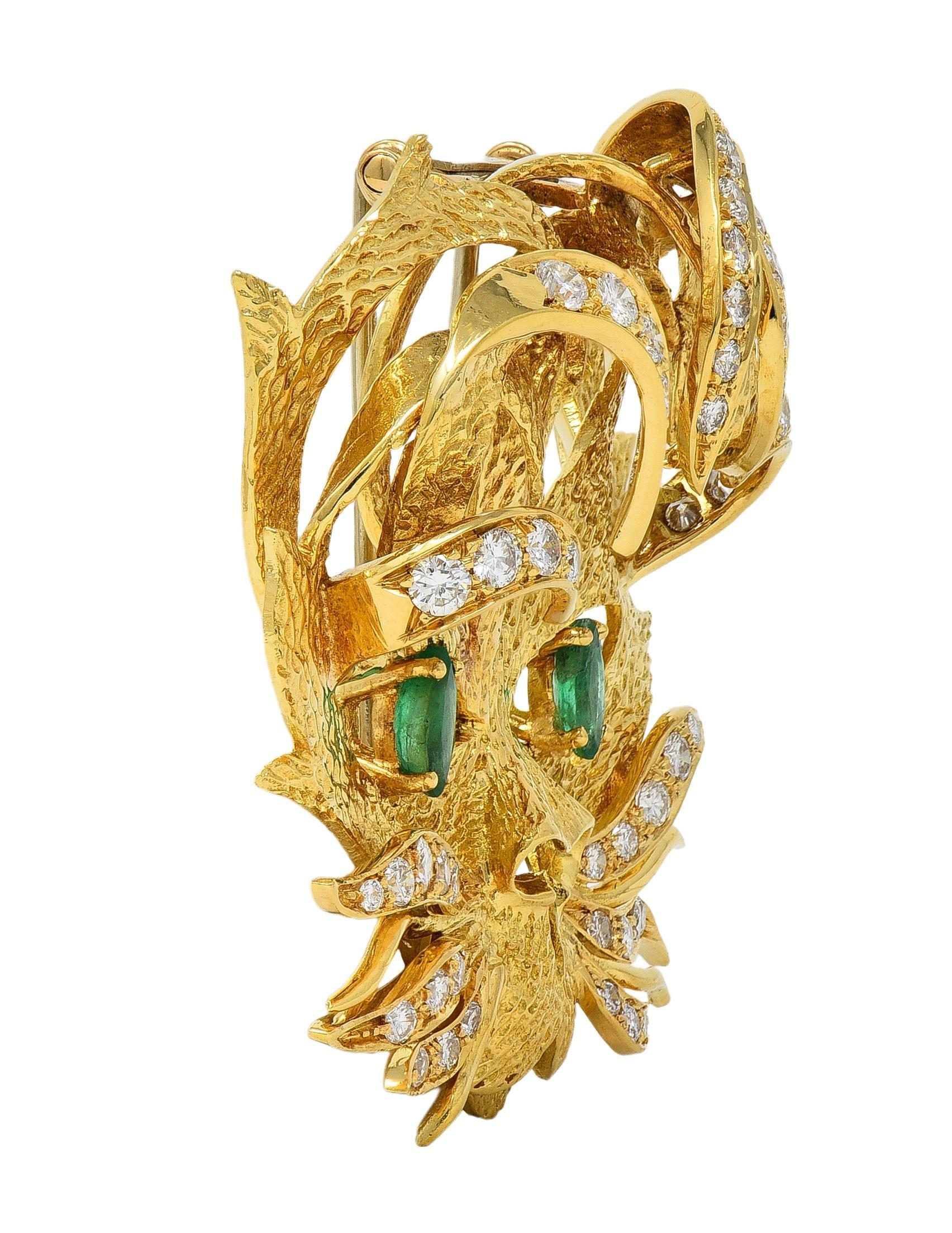 Hermès 1960's Emerald Diamond 18 Karat Yellow Gold Vintage Mistigri Cat Brooch Excellent état - En vente à Philadelphia, PA