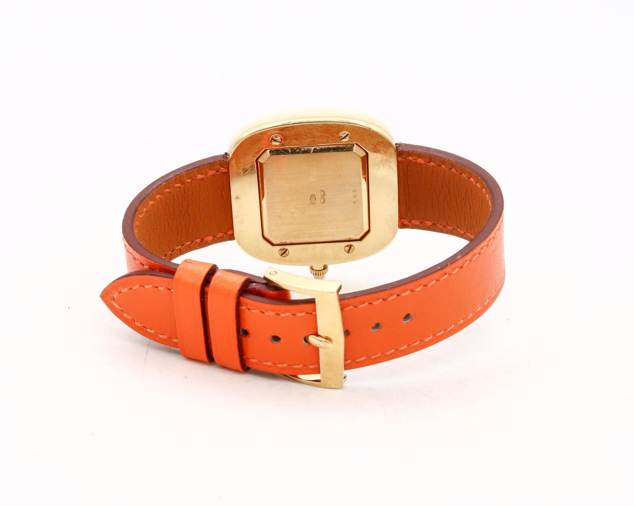 Hermes 1970 Paris 18Kt Yellow Gold Wristwatch with Rose Ebony Wood and Carvings In Excellent Condition For Sale In Miami, FL