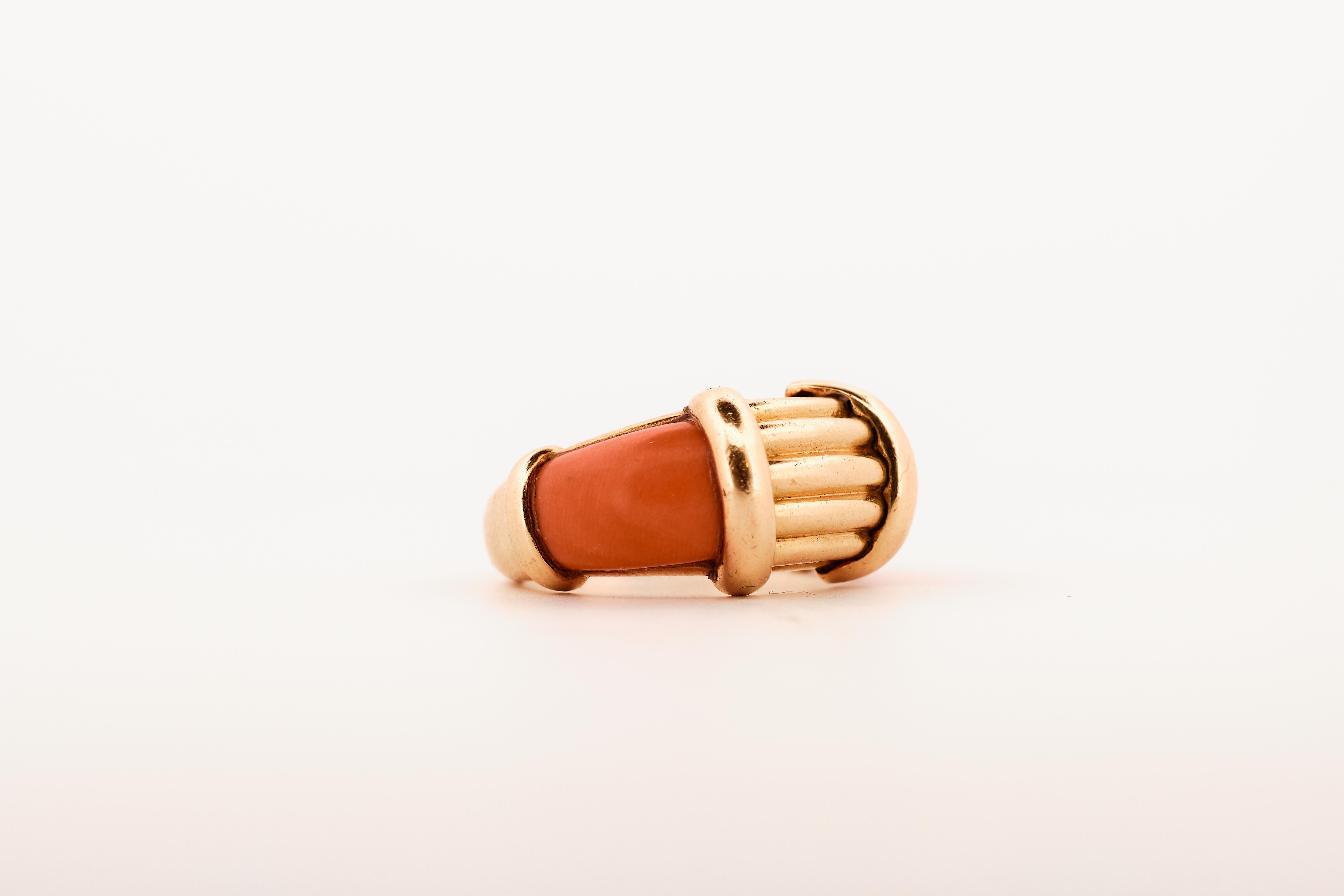 Hermès 1970s yellow gold and coral ring For Sale 1