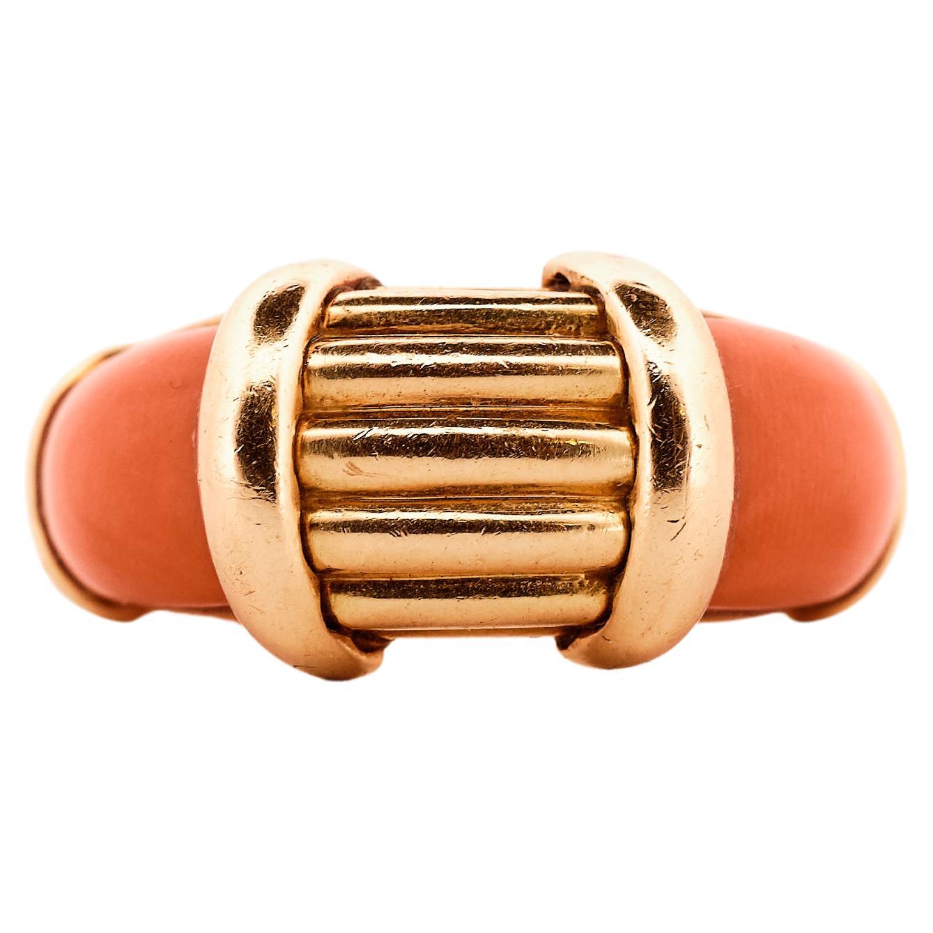 Hermès 1970s yellow gold and coral ring For Sale