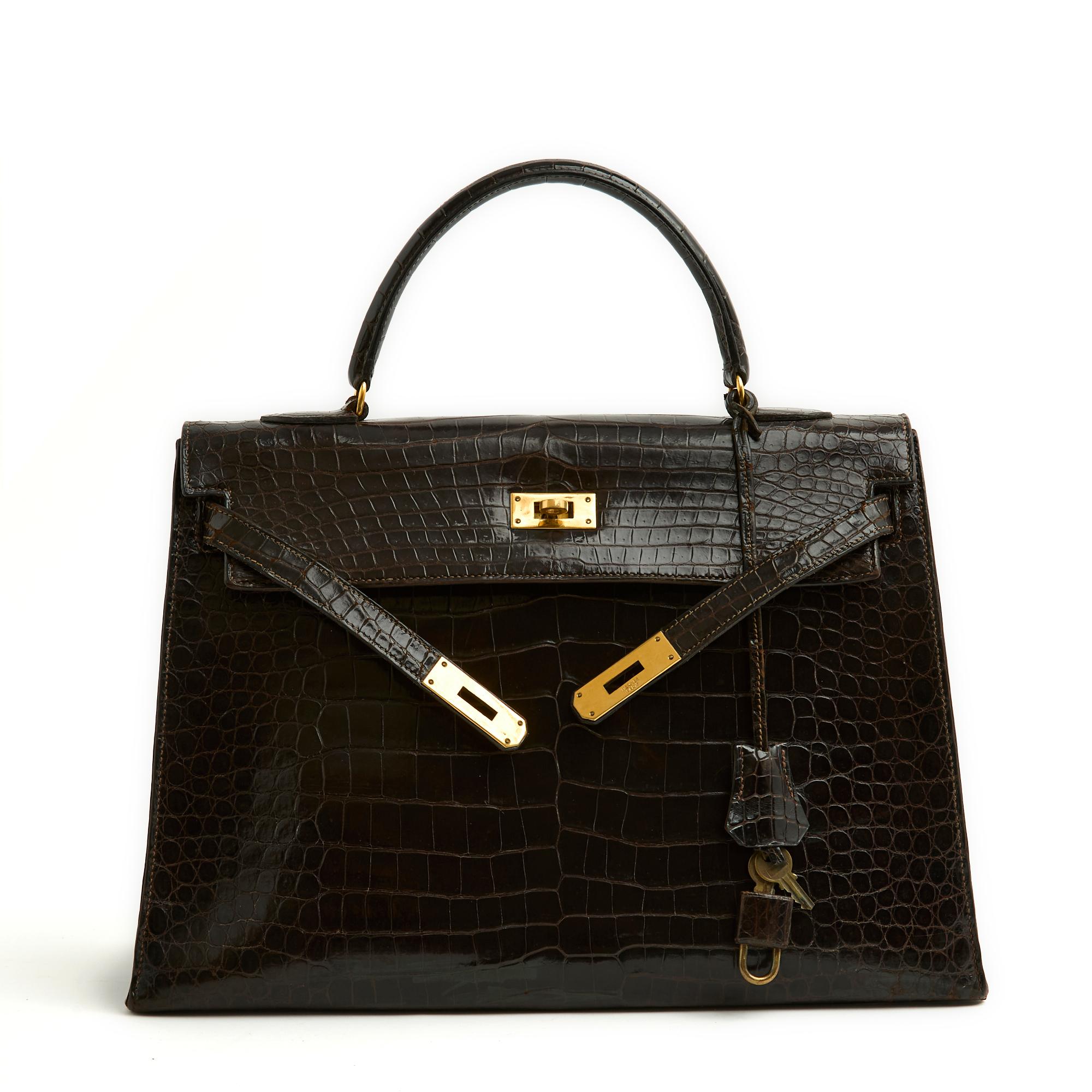 Hermès 1972 Sac Kelly 35 Hermes Precioso bolso de mano Kelly 35 de piel marrón en venta 1
