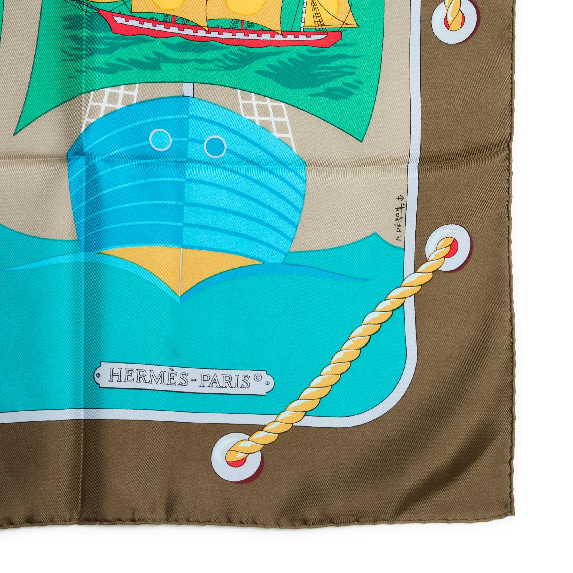 Hermès 1980 Scarf Carre 90 Grand Largue Green Blue Taupe Bon état - En vente à PARIS, FR