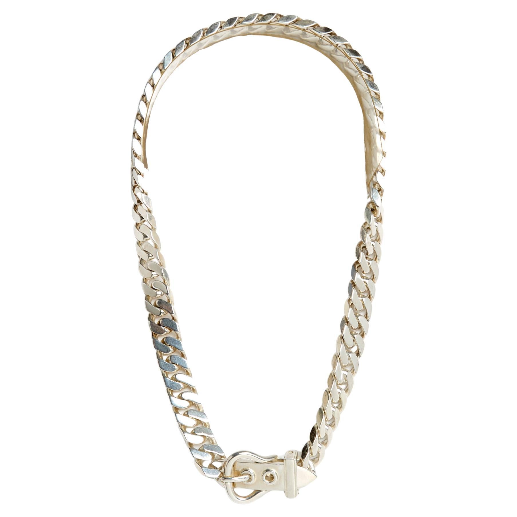 How can you tell if a Hermès necklace is real?