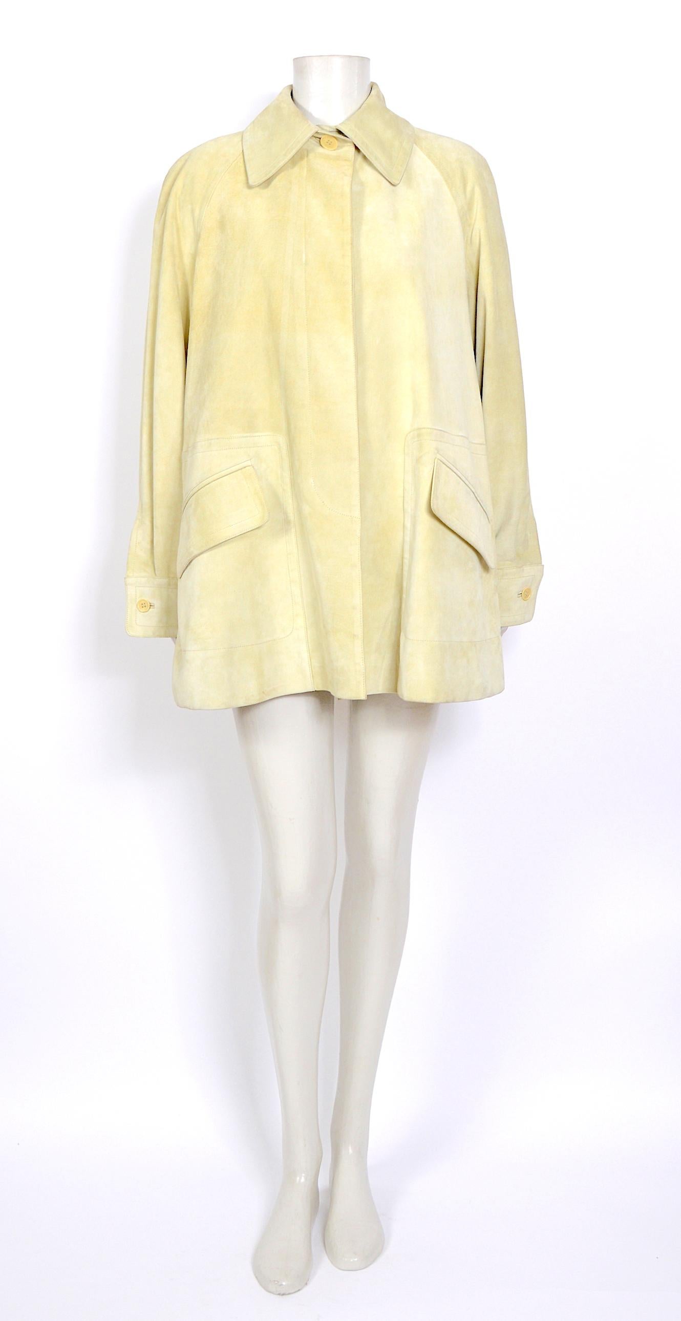Hermes 1980s vintage pastel pistachio/yellow suede swing style jacket In Good Condition In Antwerpen, Vlaams Gewest