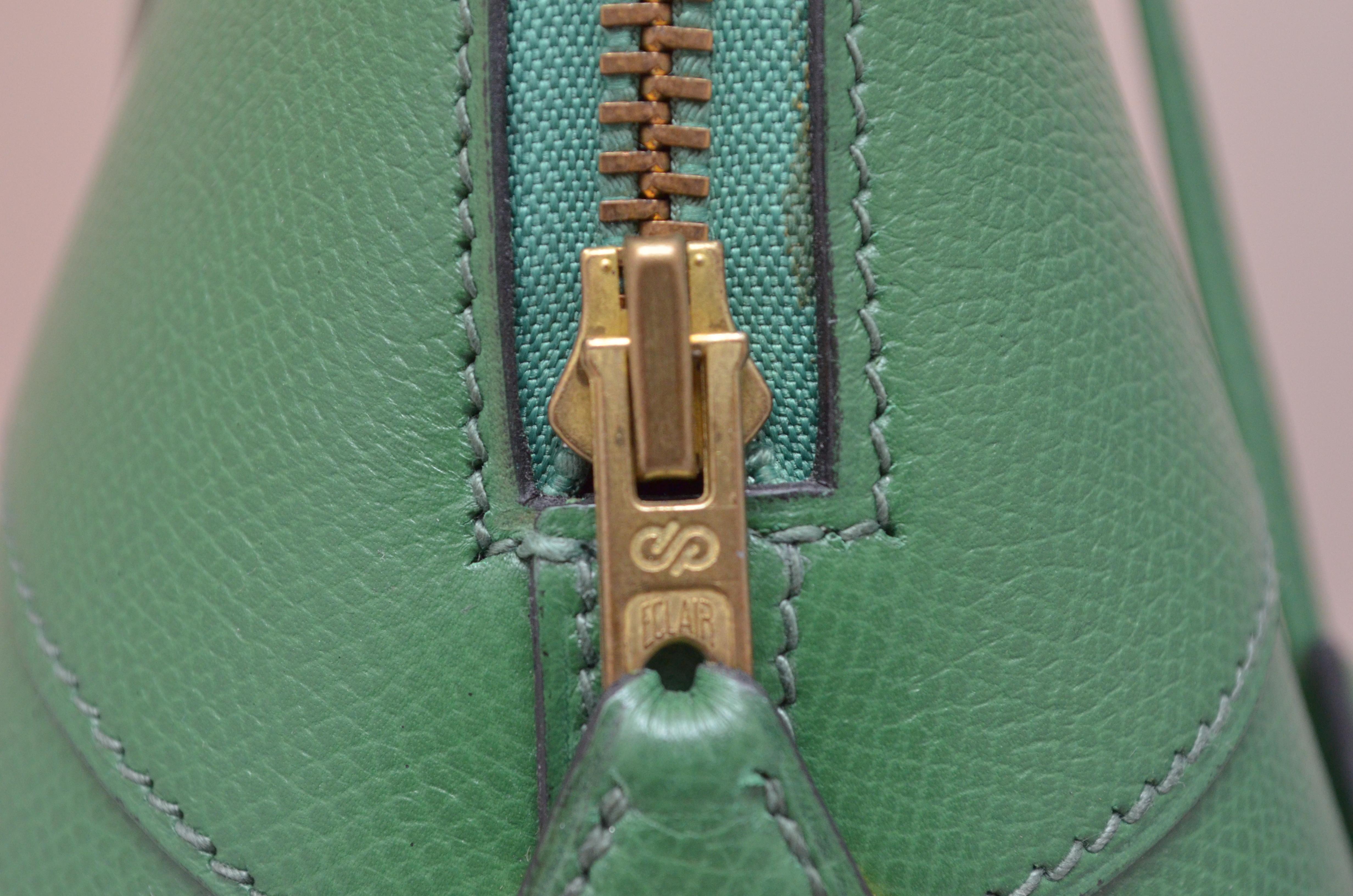Hermes 1985 Green Courchevel Macpherson Handbag 8