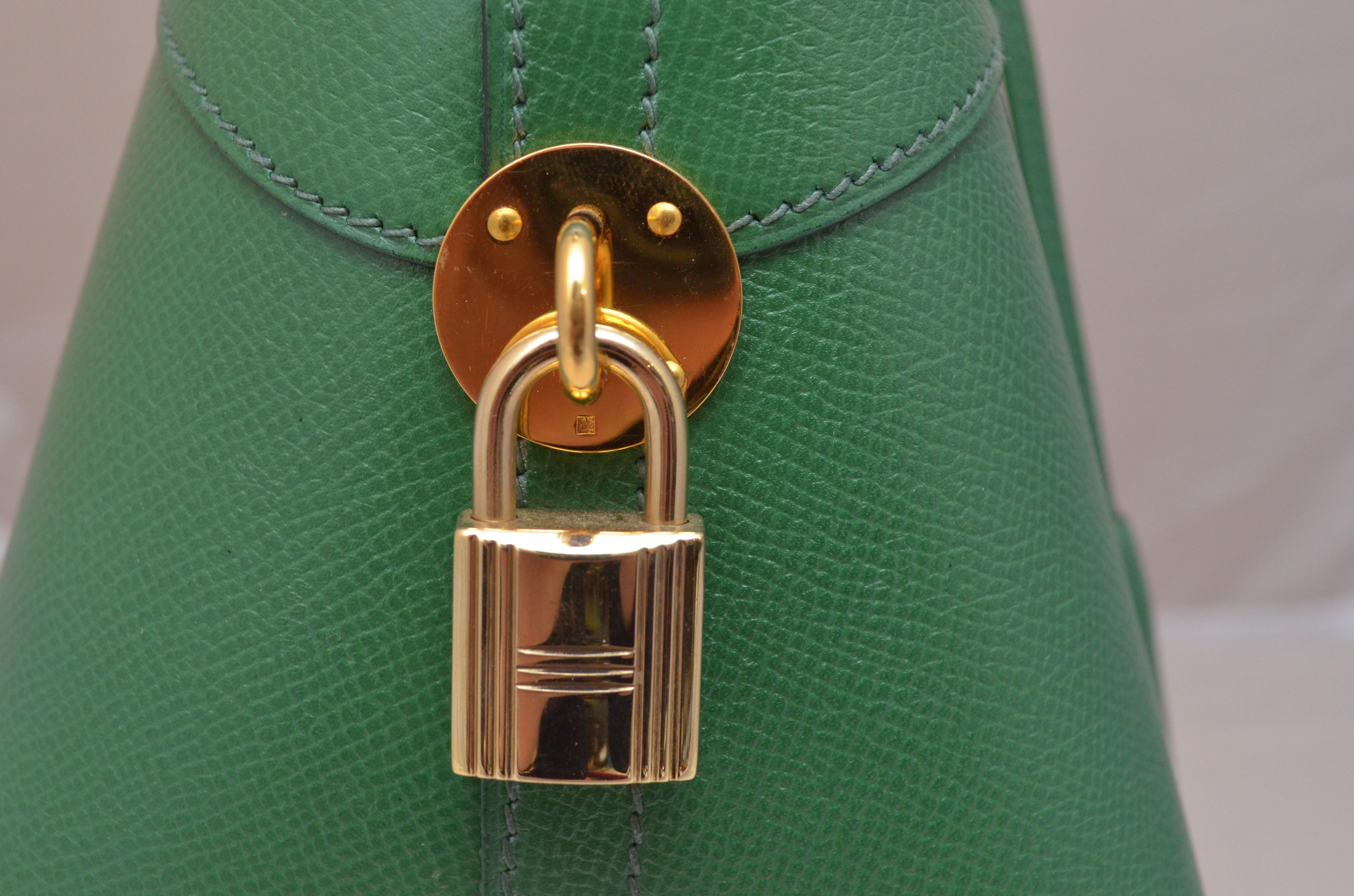 Hermes 1985 Green Courchevel Macpherson Handbag 2