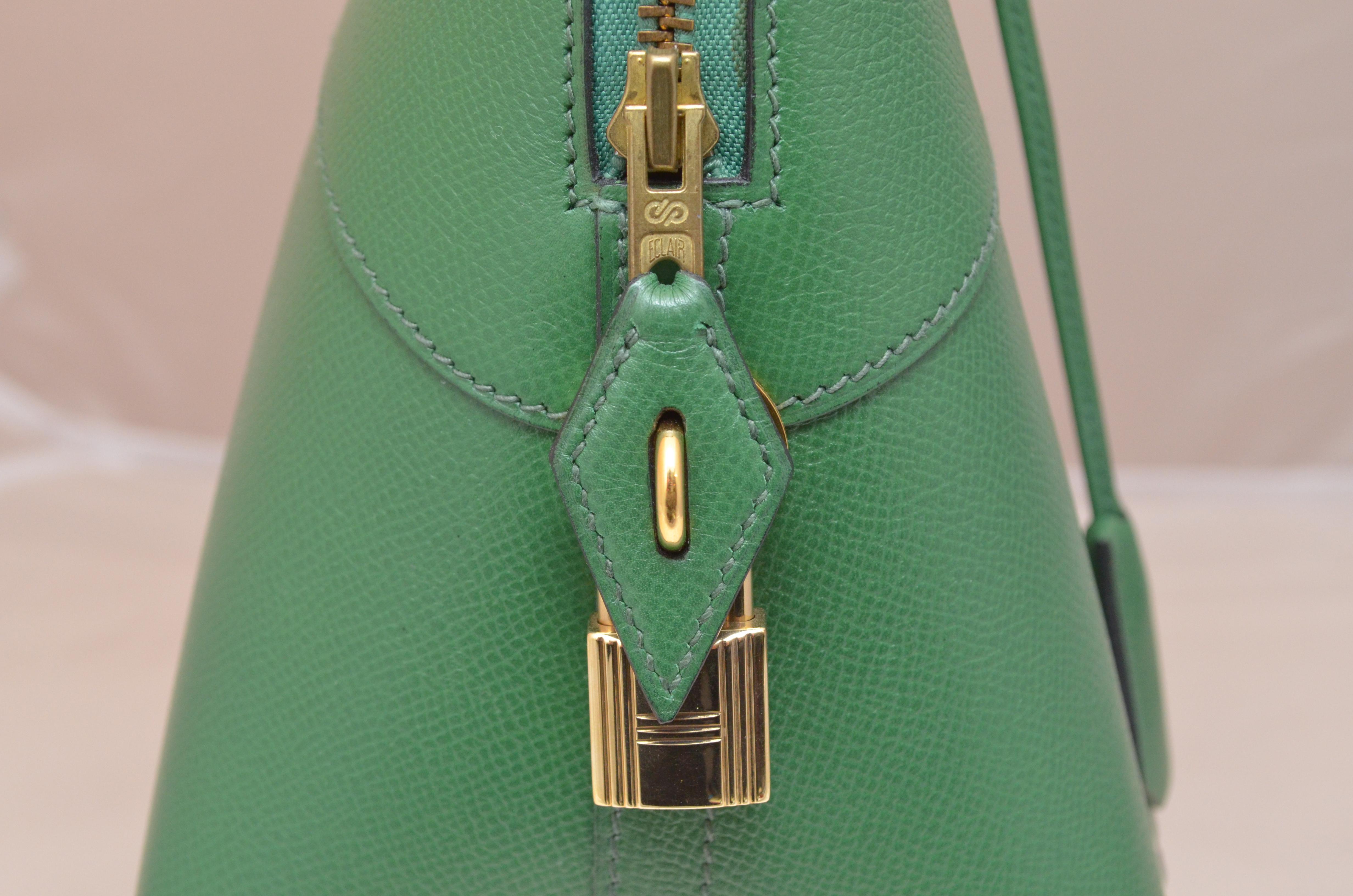 Hermes 1985 Green Courchevel Macpherson Handbag 3