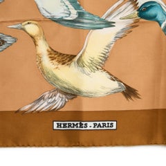 Hermès 1986 Foulard Soie Carre 90 Sauvagine en Vol Brown Silk Twill Scarf Hermes