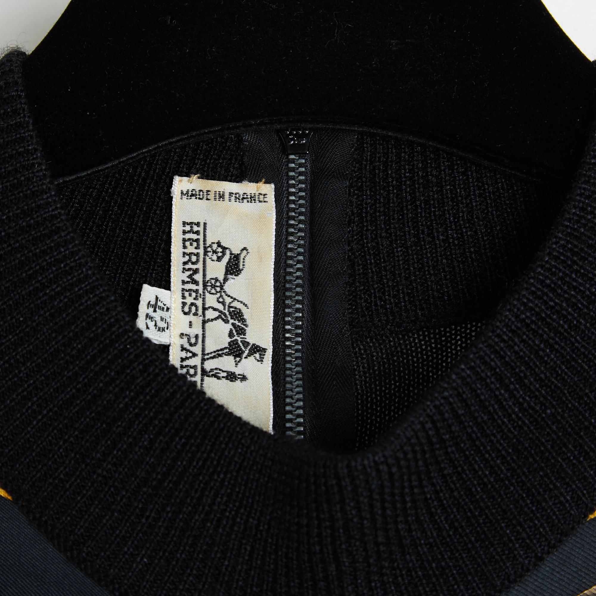 Hermès 1988 Pull Twillaine FR42 Flacon Schwarz Kaschmir Pullover UK12 US10 Hermes im Angebot 1