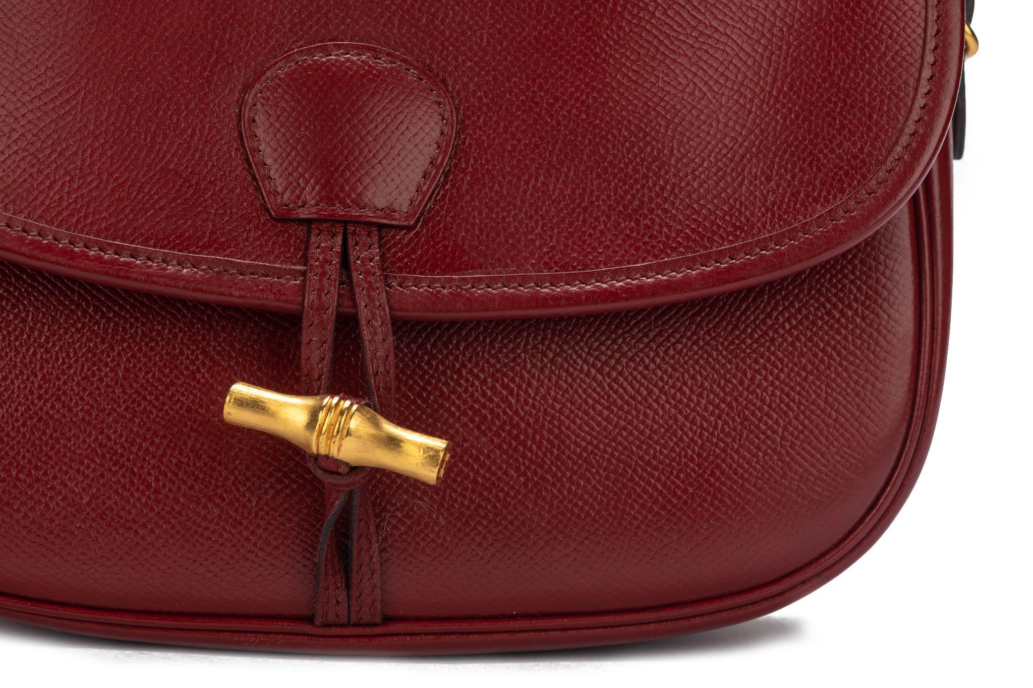 HERMÈS 1989 Sac DUFFLE Rouge H For Sale 2