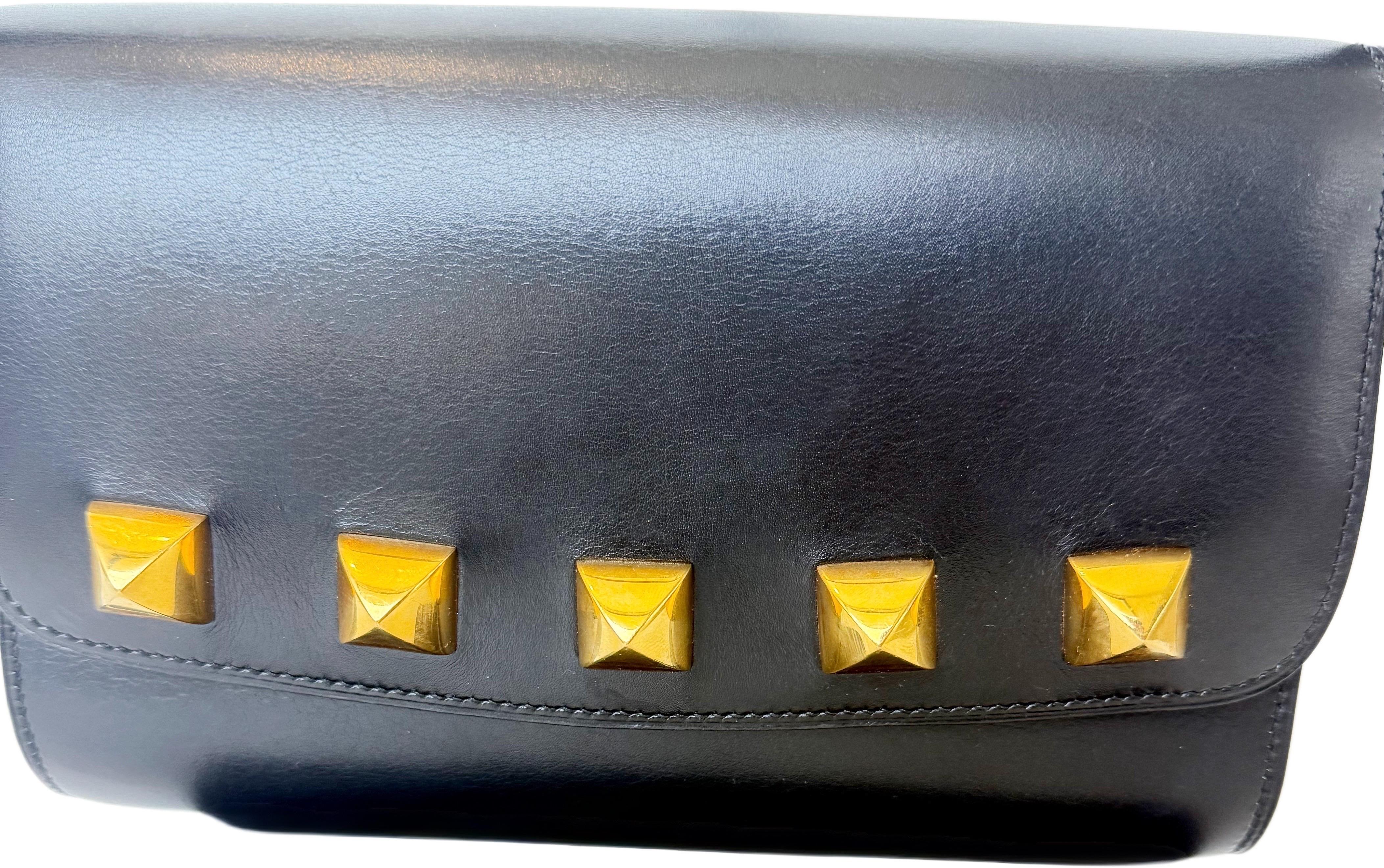 Hermes 1990s Doggy Medor 3 Way Black Gold Studded Crossbody Shoulder Bag Clutch For Sale 11