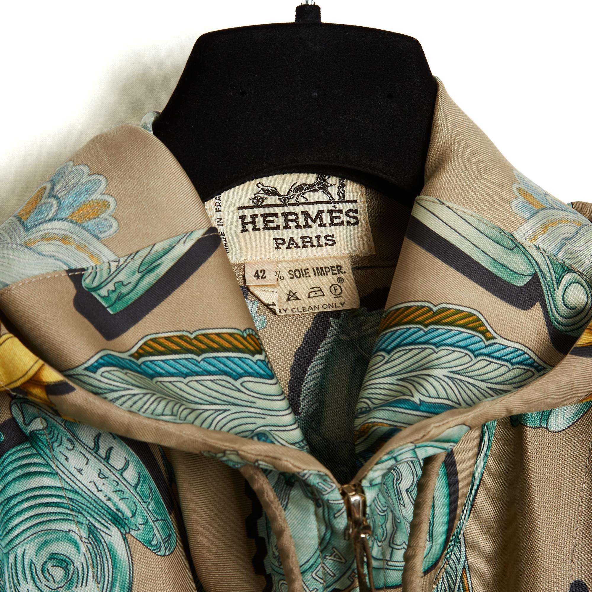 Marrone Hermès 1991 Parka FR42 Les Parures du Vent Giacca in Twill di Seta US14 US10 Hermes in vendita
