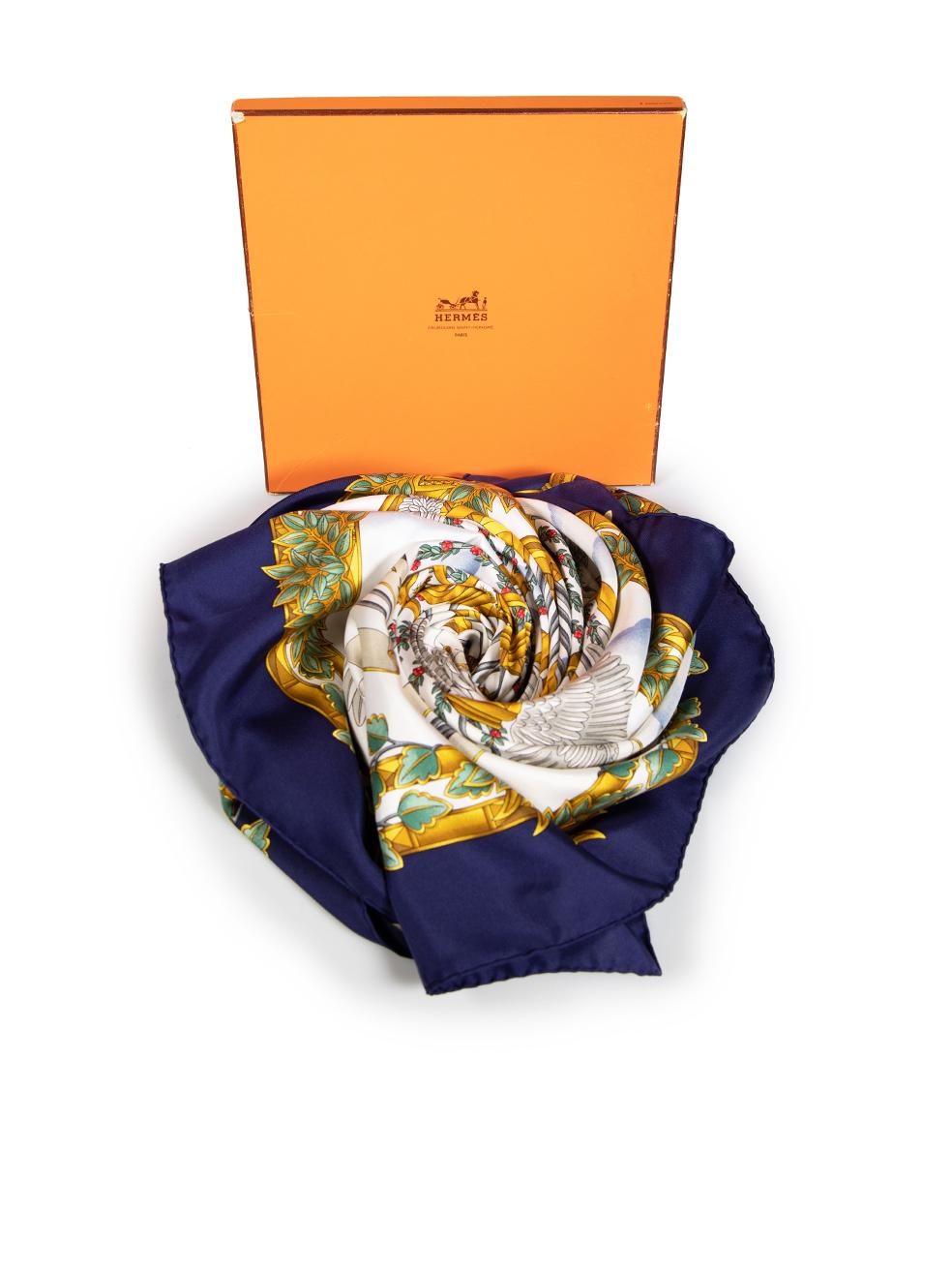 Hermès 1995 Silk Envol Doves Of Peace United Nations Edition Scarf 1