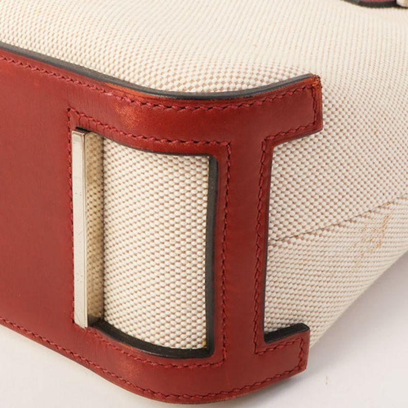 Hermes 2001 Made Escapada Natural/Rouge Top Handle Bag Vif 6
