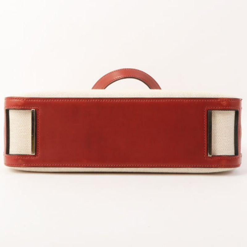 Hermes 2001 Made Escapada Natural/Rouge Top Handle Bag Vif 7