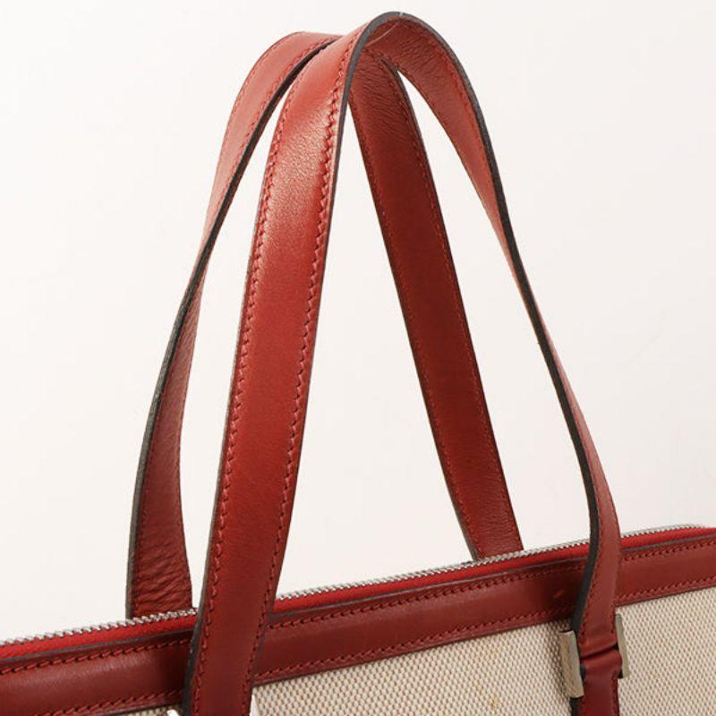Hermes 2001 Made Escapada Natural/Rouge Top Handle Bag Vif 9