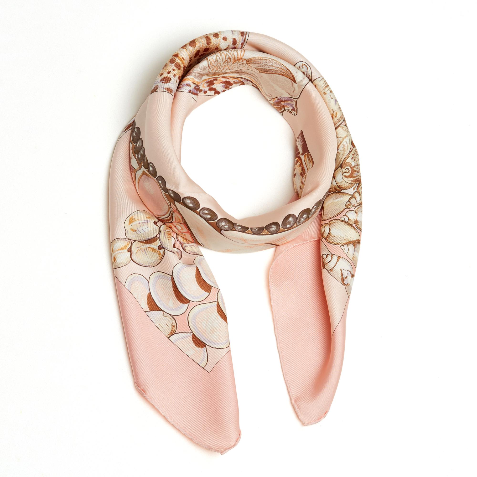 Hermès 2003 Foulard Carré 90 Rocailles II Beige Silk Twill Scarf Carre Hermes für Damen oder Herren im Angebot