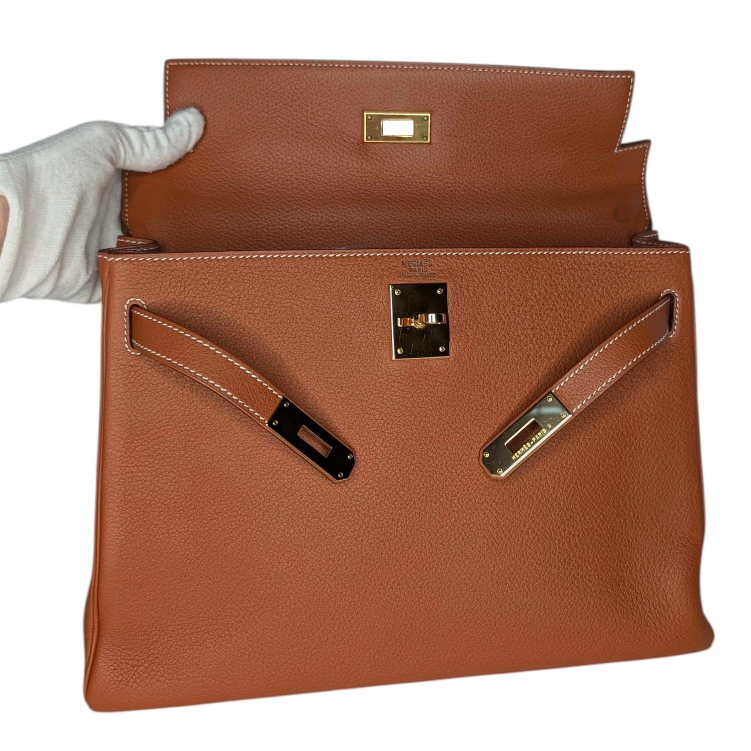 Hermès 2004 Or Taurillion Clemence Kelly Retourne 28 Cartable en vente 2