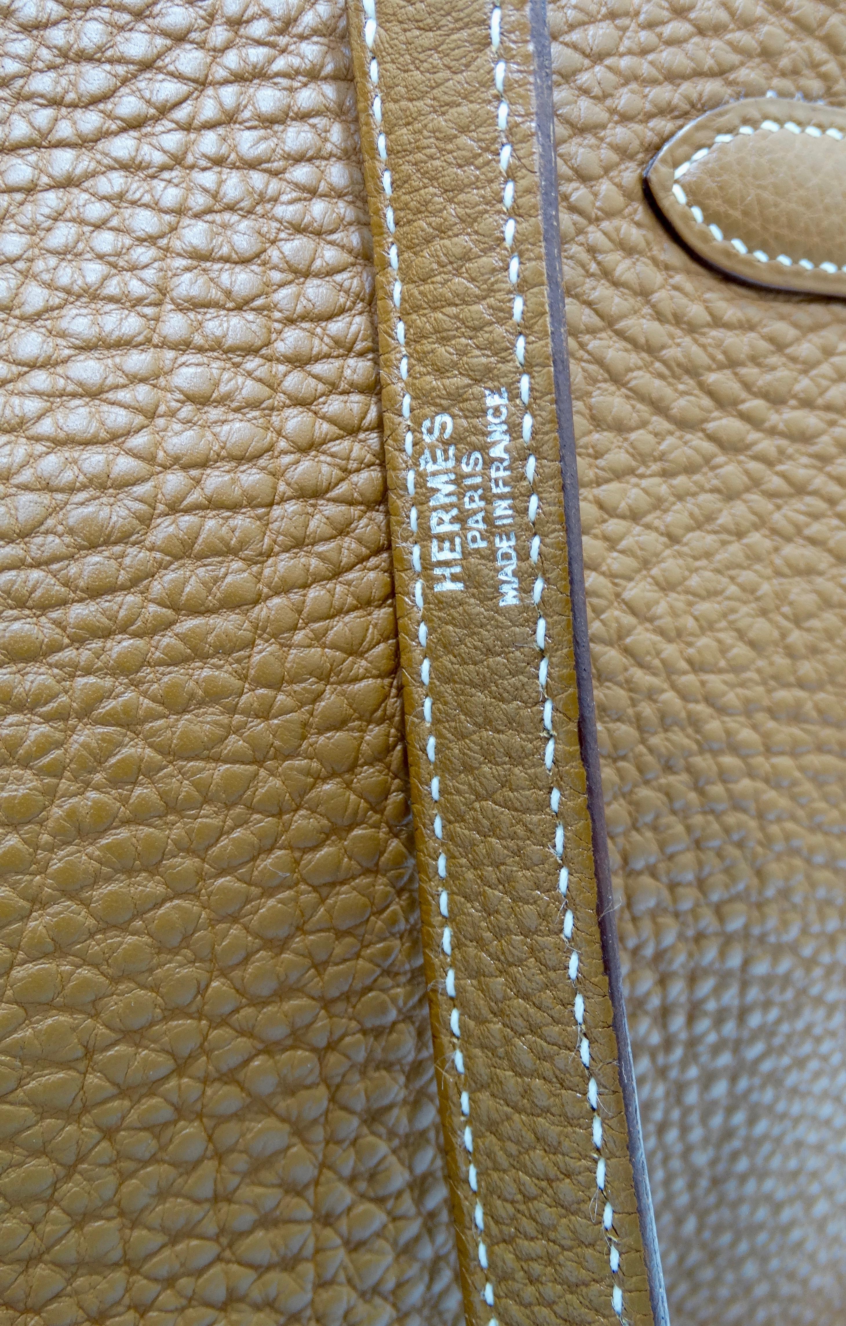 Hermès 2005 Kelly Retourne 35cm Gold Togo Leather  10
