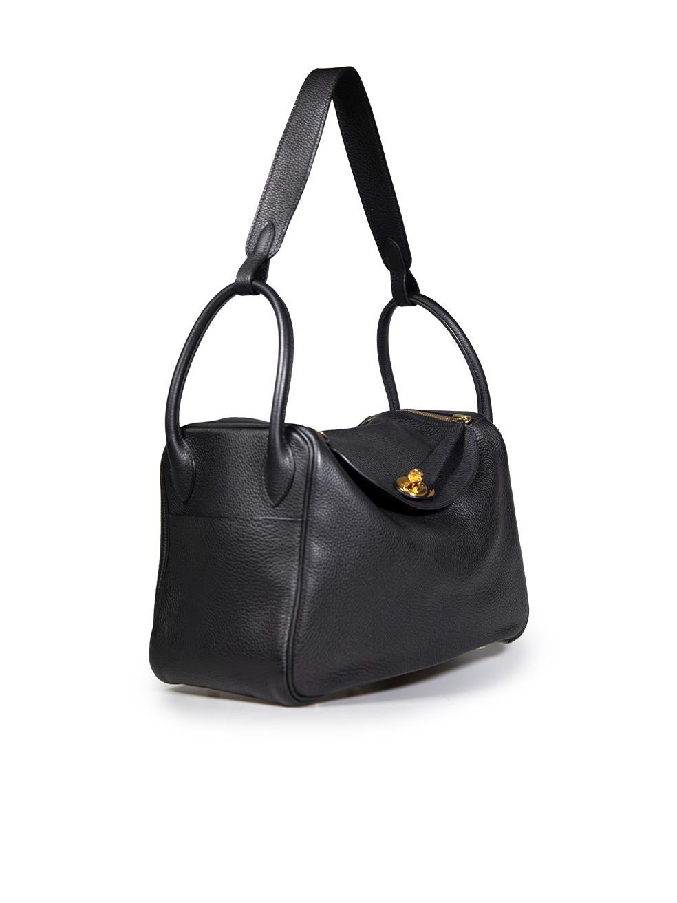 CONDITION is Very good. Minimal wear to bag is evident. Minimal wear to bottom feet with small scratches on this used Hermès designer resale item. This item comes with original dust bag.
 
 
 
 Details
 
 
 2007
 
 Lindy 26 model
 
 Noir
 
 Togo